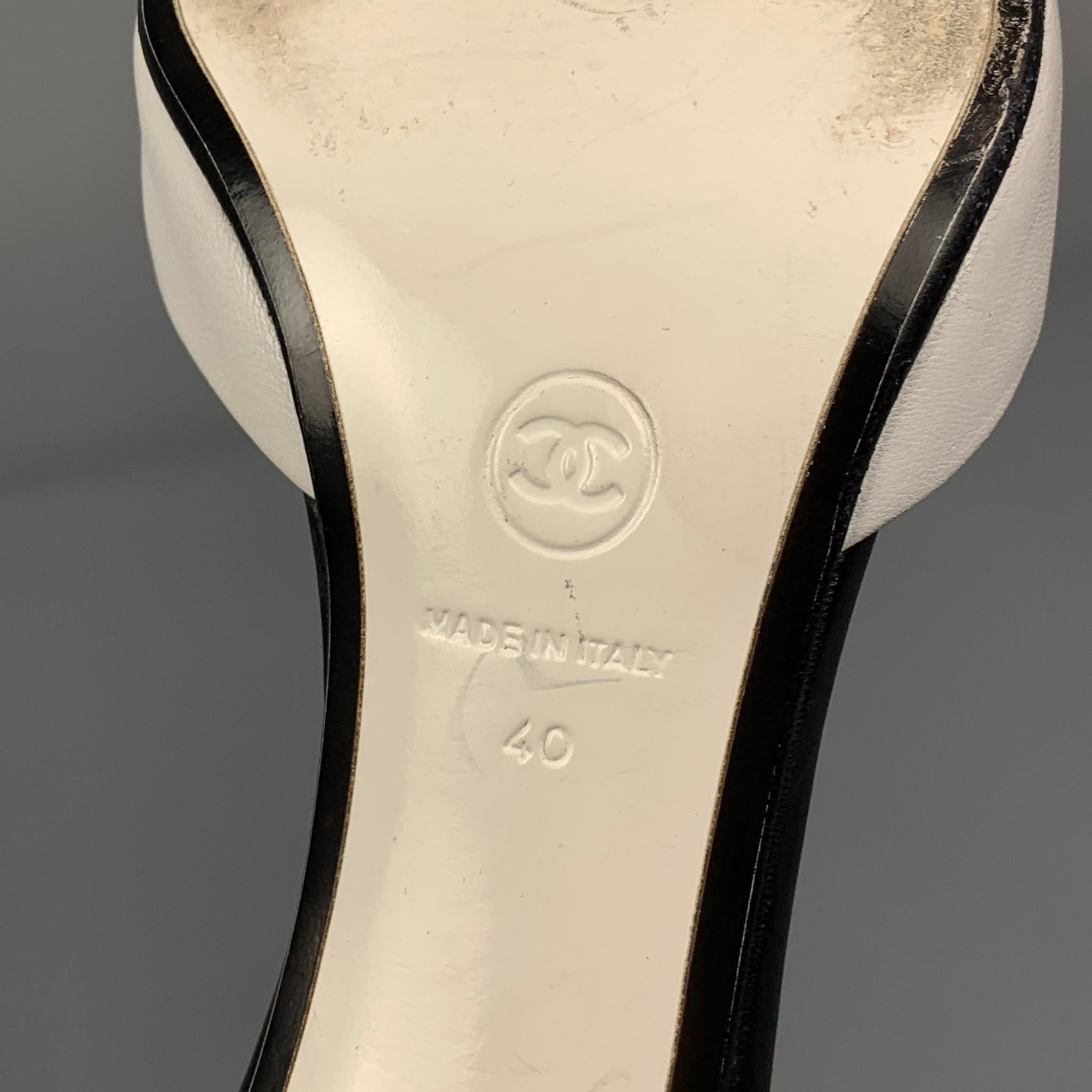 CHANEL Size 10 White & Black Two Tone Leather D'Orsay Pumps In Good Condition In San Francisco, CA