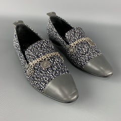 CHANEL Taille 10.5 Gris Tweed Loafer Flats