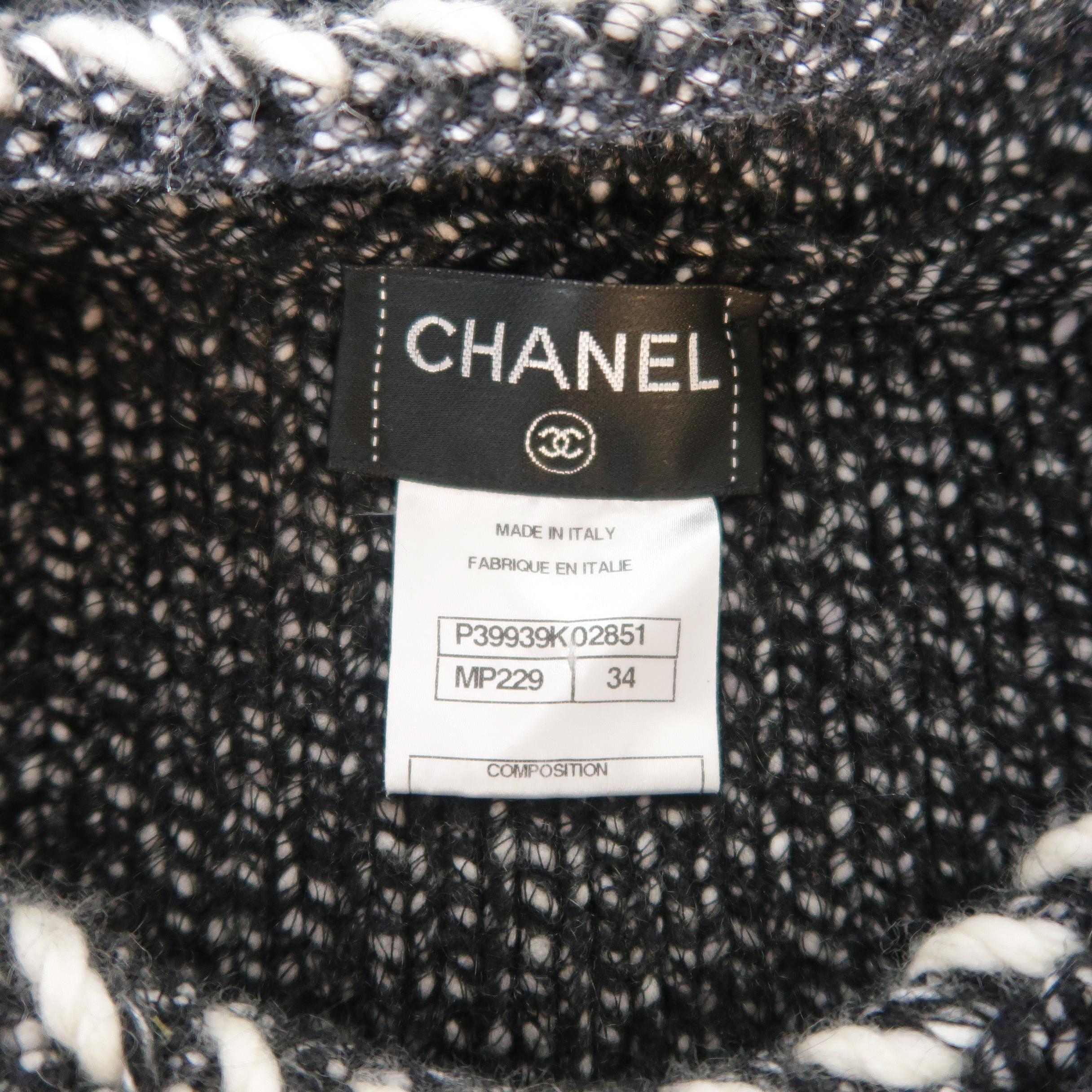 CHANEL Dress - F/W 2010 - Size 2 Black & Cream Cashmere, Woven Tweed Fur Trim 6