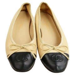 Chanel Size 36 Beige x Black CC Logo Cap Toe Ballerina Flats 855c969