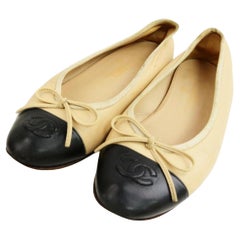 Chanel Size 36 Beige x Black CC Logo Cap Toe Ballerina Flats 855c969