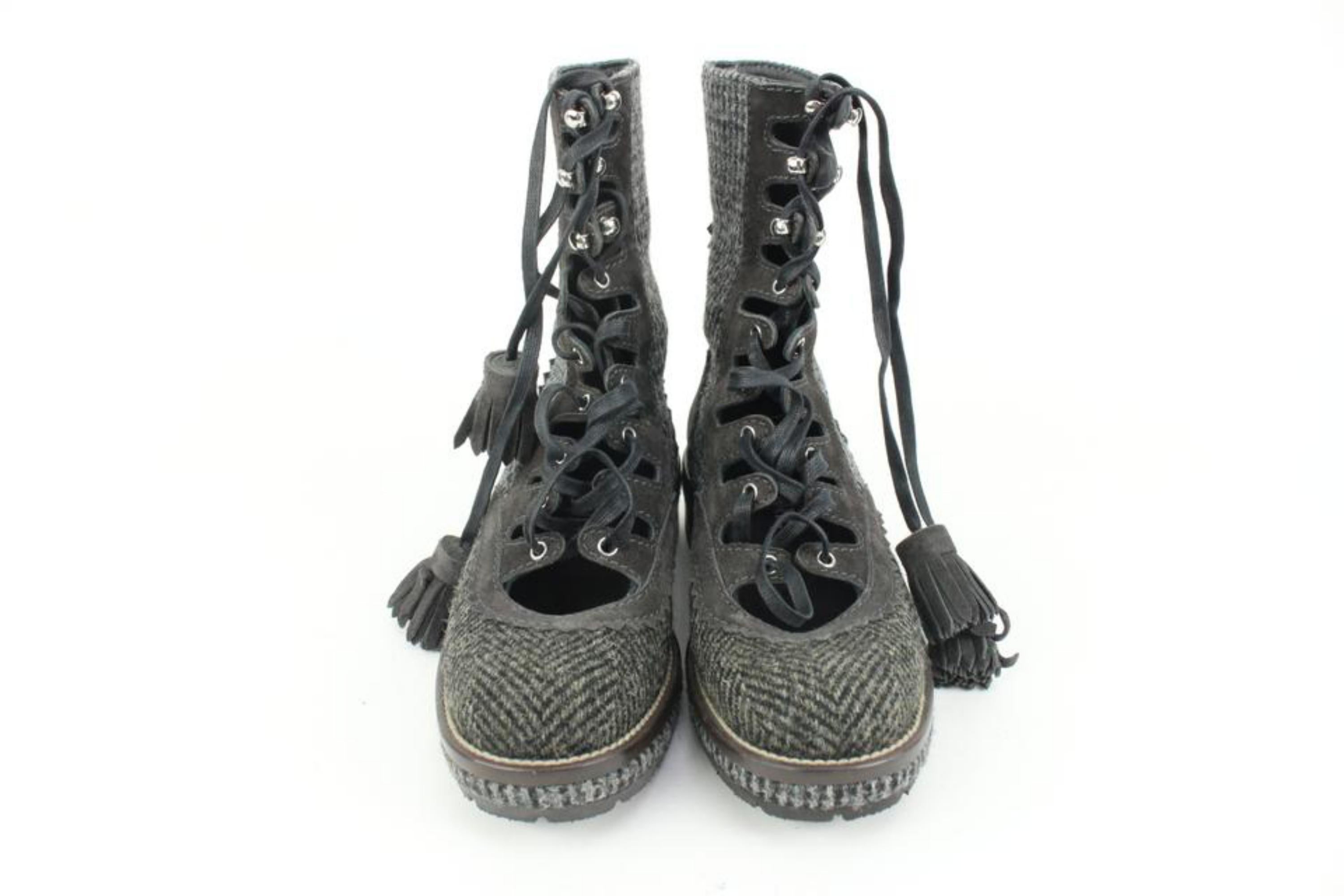 Chanel Size 36 CC Logo Tweed Combat Boots 40cz413s For Sale 3