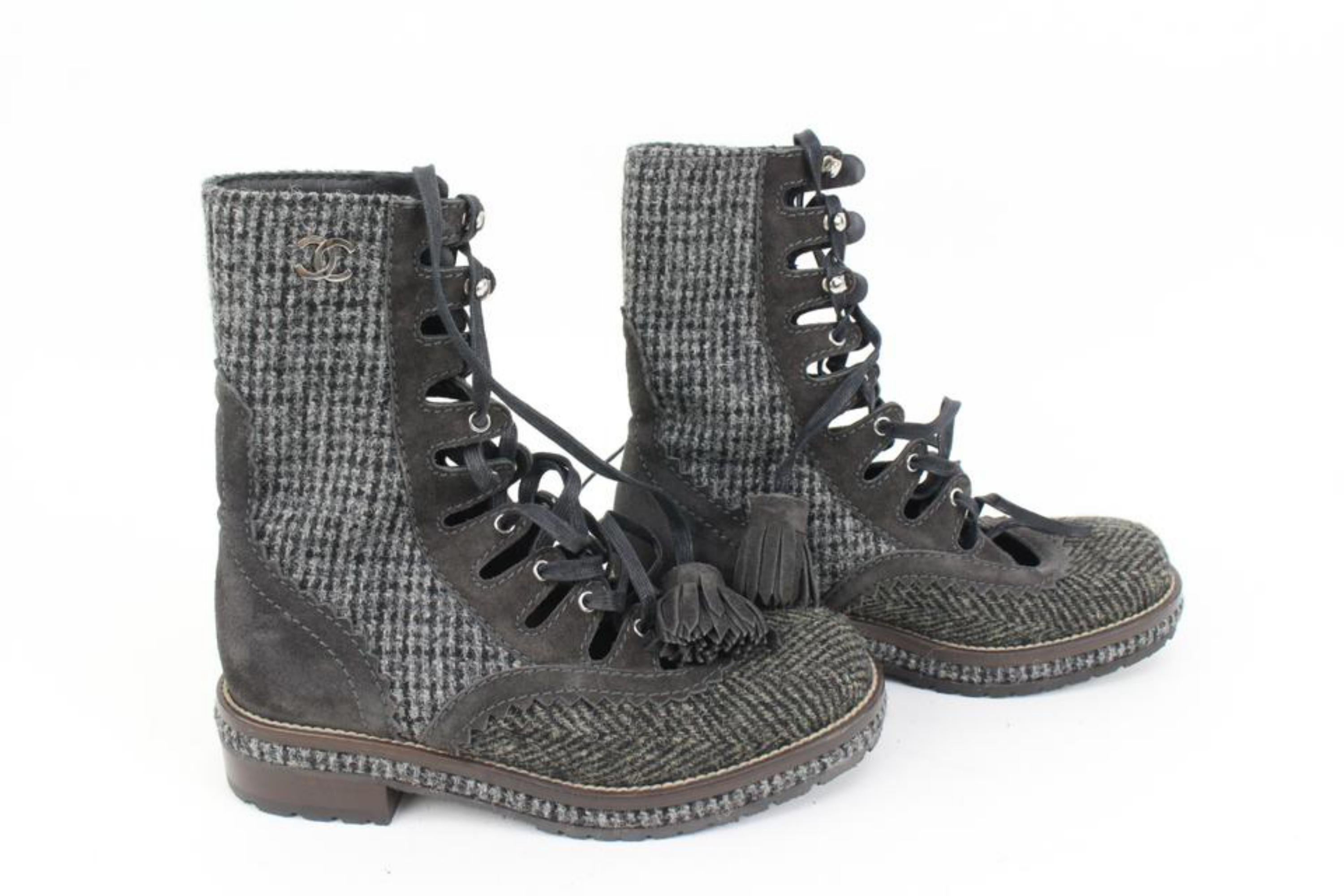 Black Chanel Size 36 CC Logo Tweed Combat Boots 40cz413s For Sale