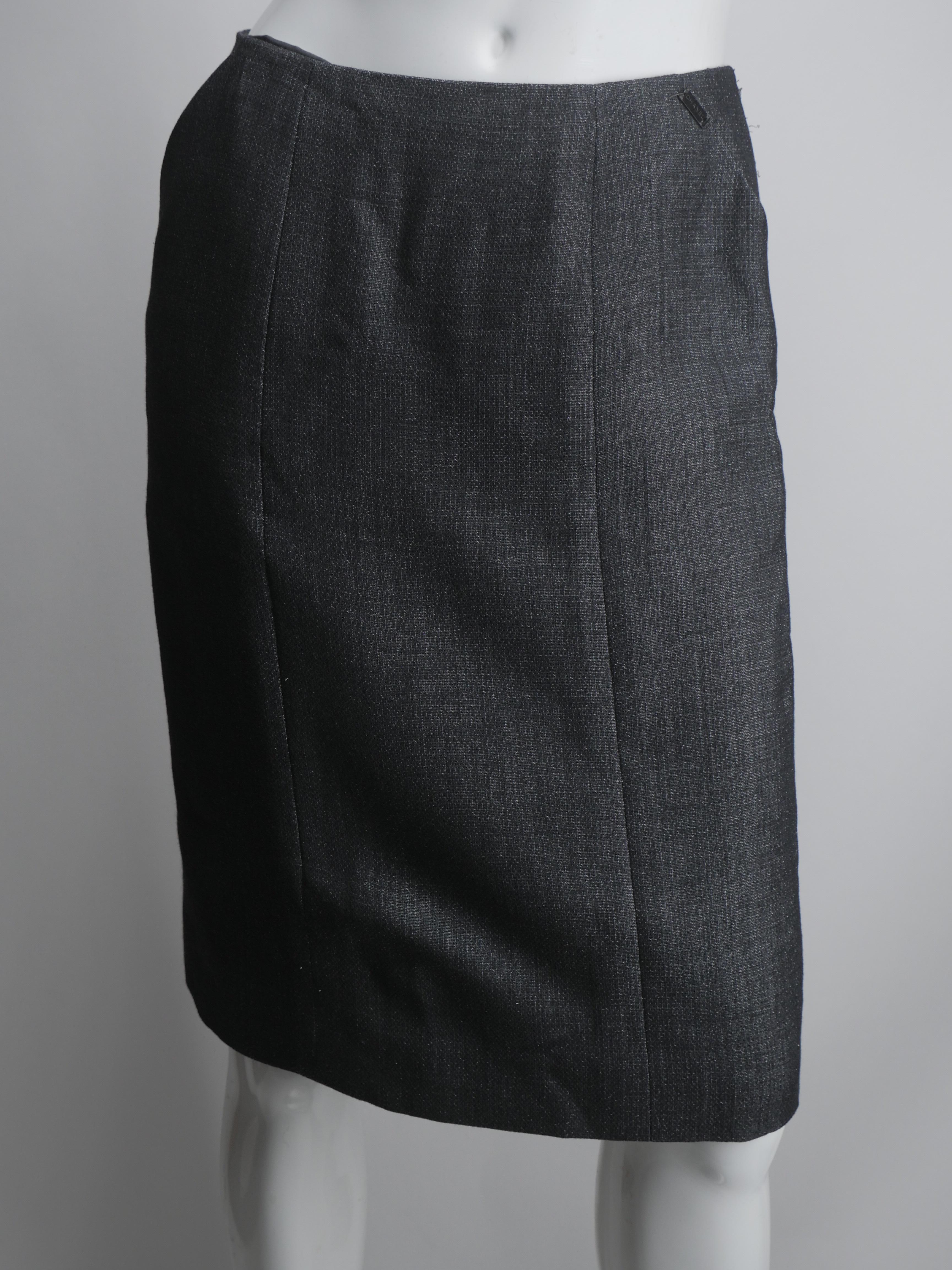 Chanel Size 38 99A Black Metallic Skirt Suit 5