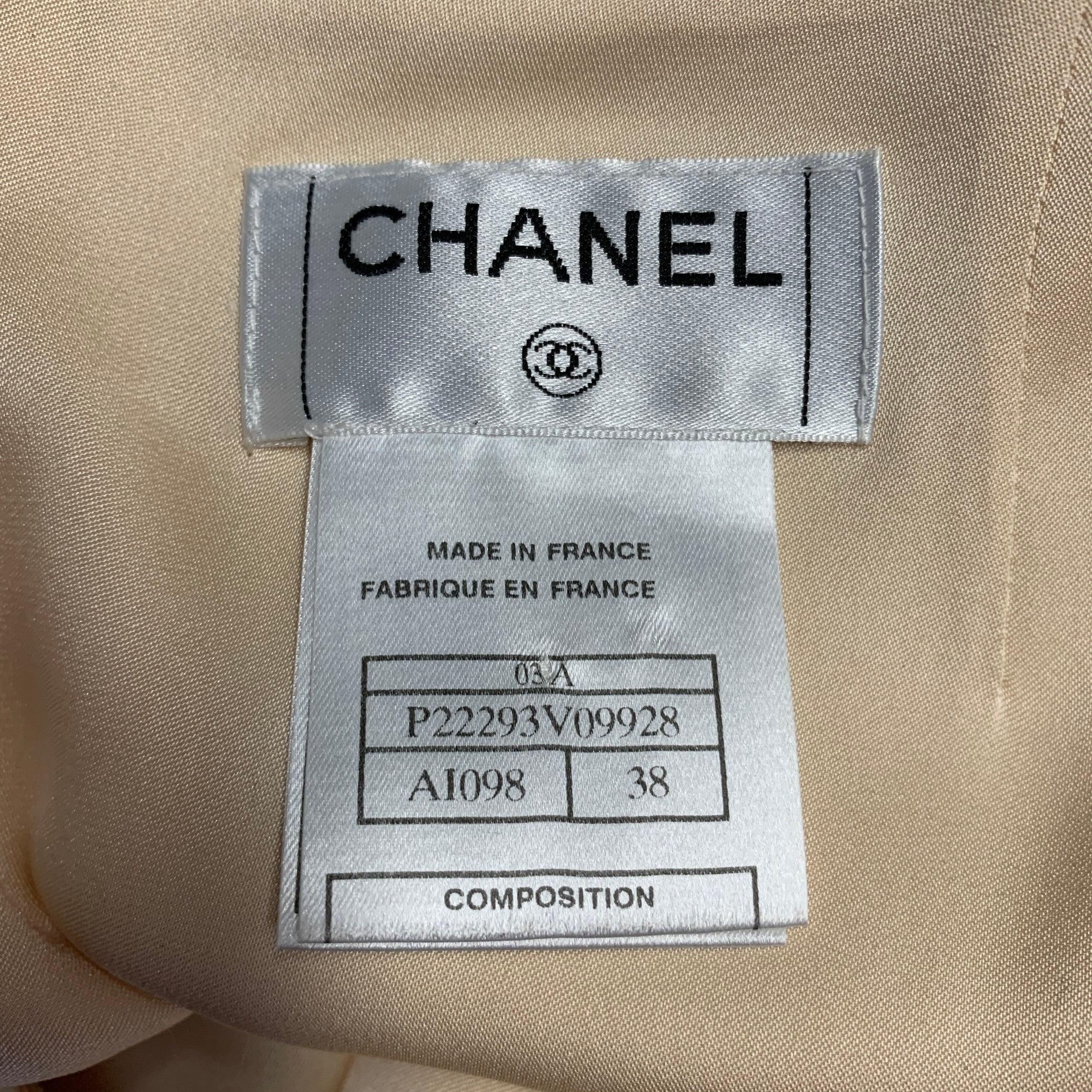 CHANEL Size 4 Beige Silk Layered Below Knee Skirt For Sale 1