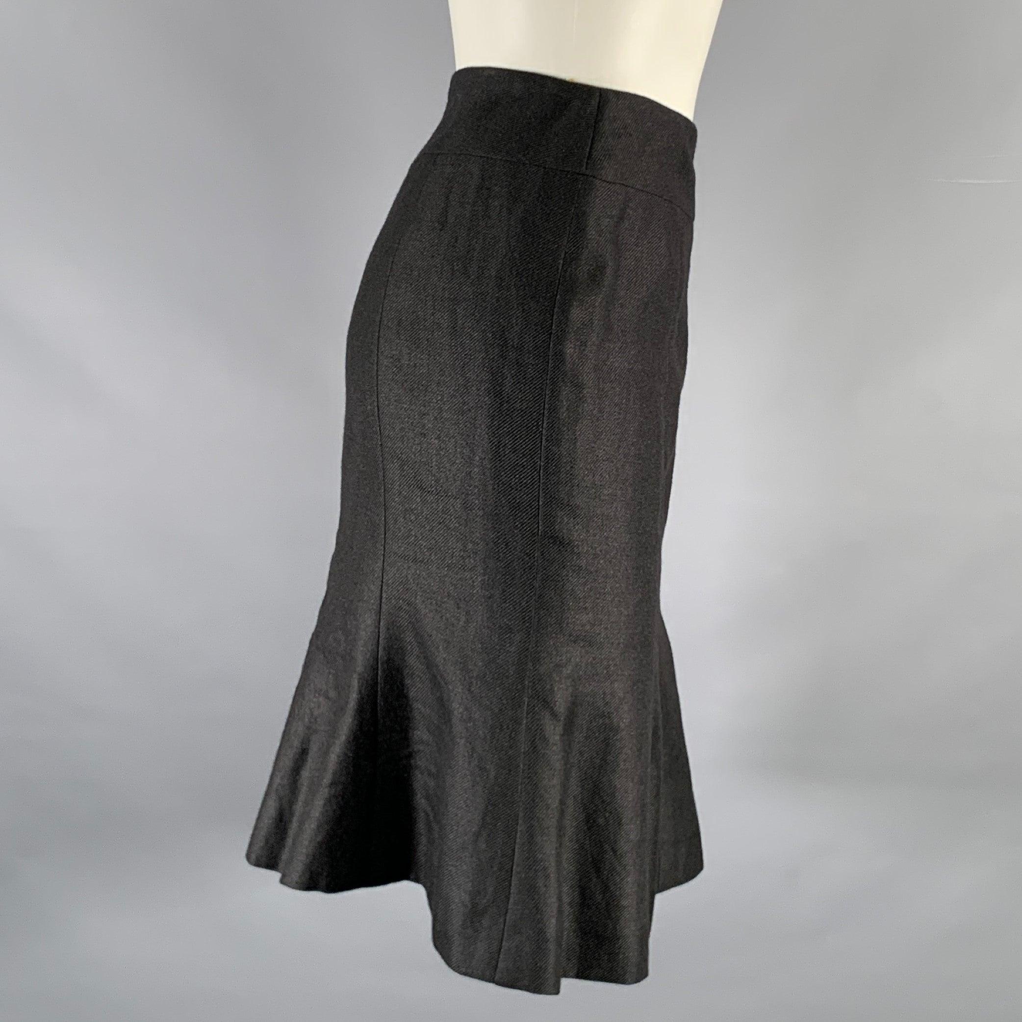 CHANEL Size 4 Black Linen Trumpet Below Knee Skirt In Good Condition For Sale In San Francisco, CA