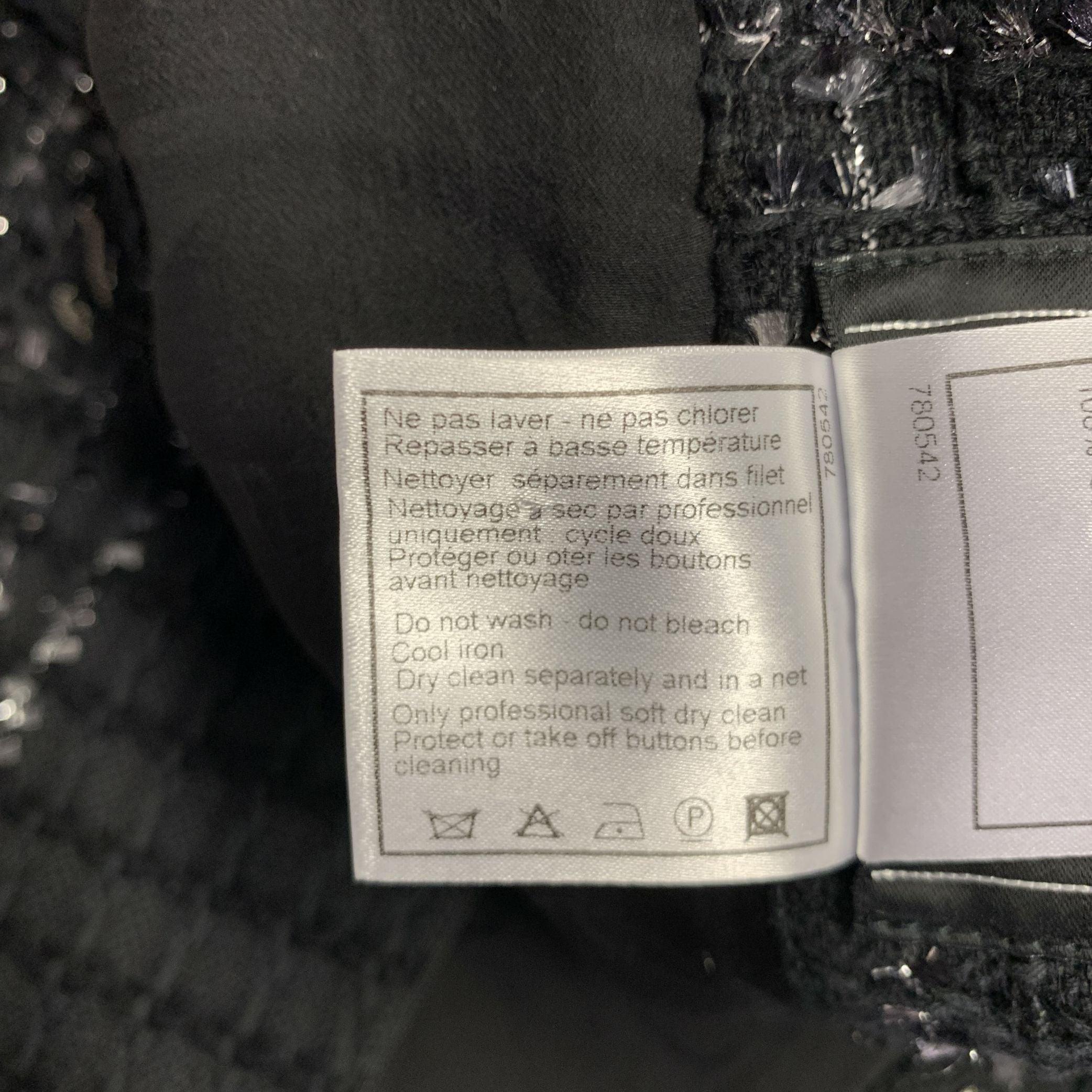 CHANEL Taille 4 Jupe en chaîne en coton mélangé noir et blanc en vente 2