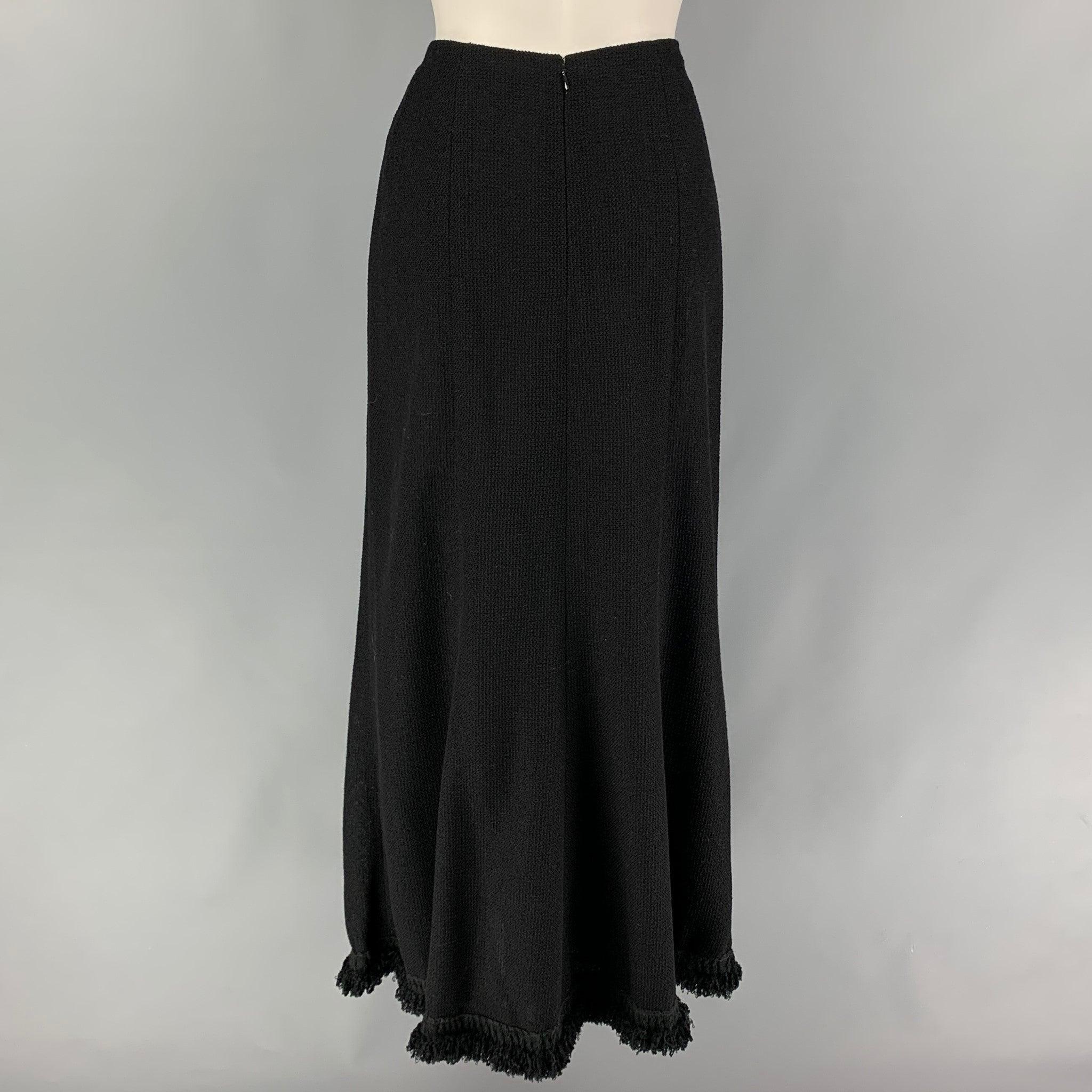 CHANEL Size 4 Black Wool Blend Textured Long Skirt In Good Condition For Sale In San Francisco, CA