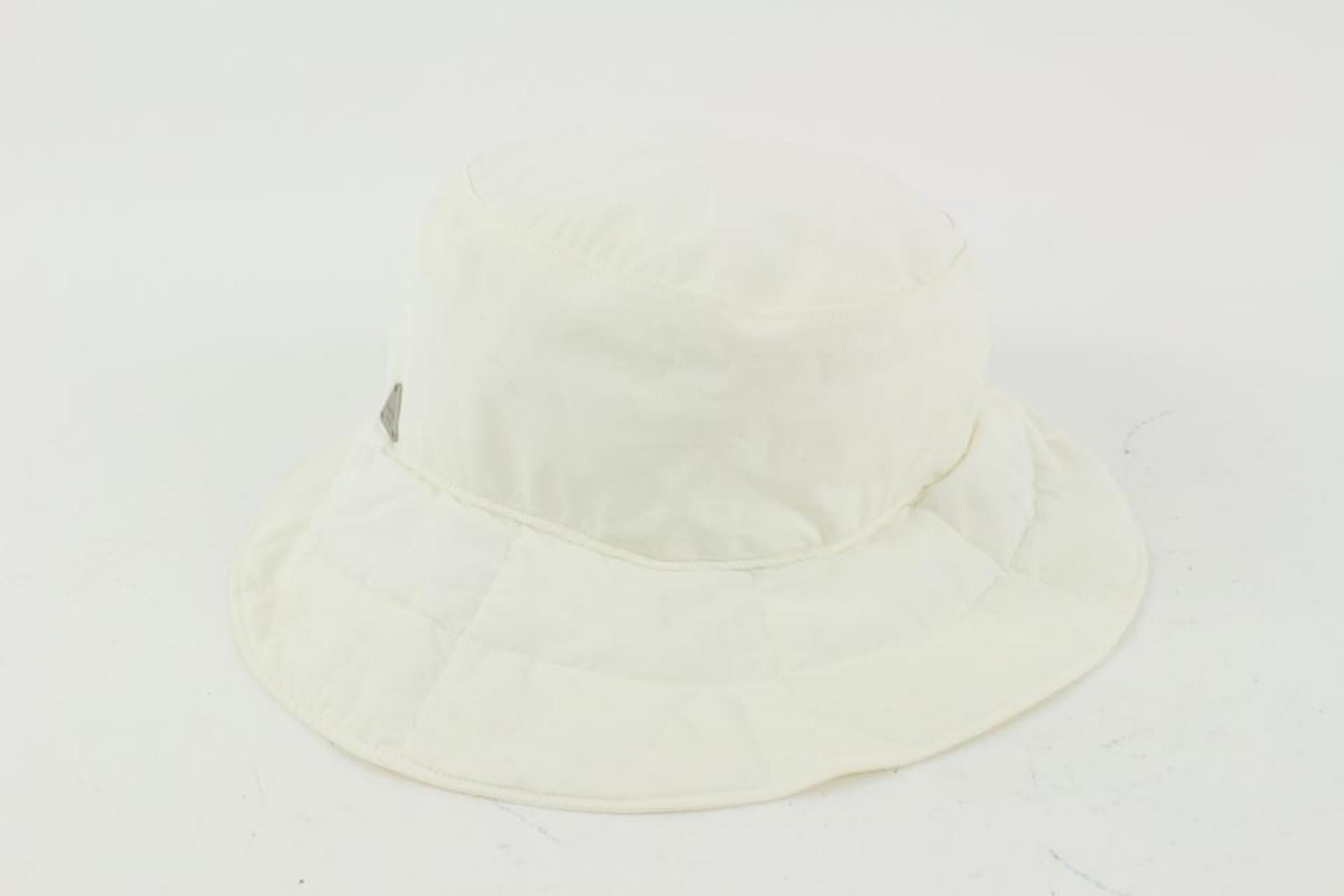 Gray Chanel Size 57 White CC Bucket Hat Fisherman 29cz420s For Sale