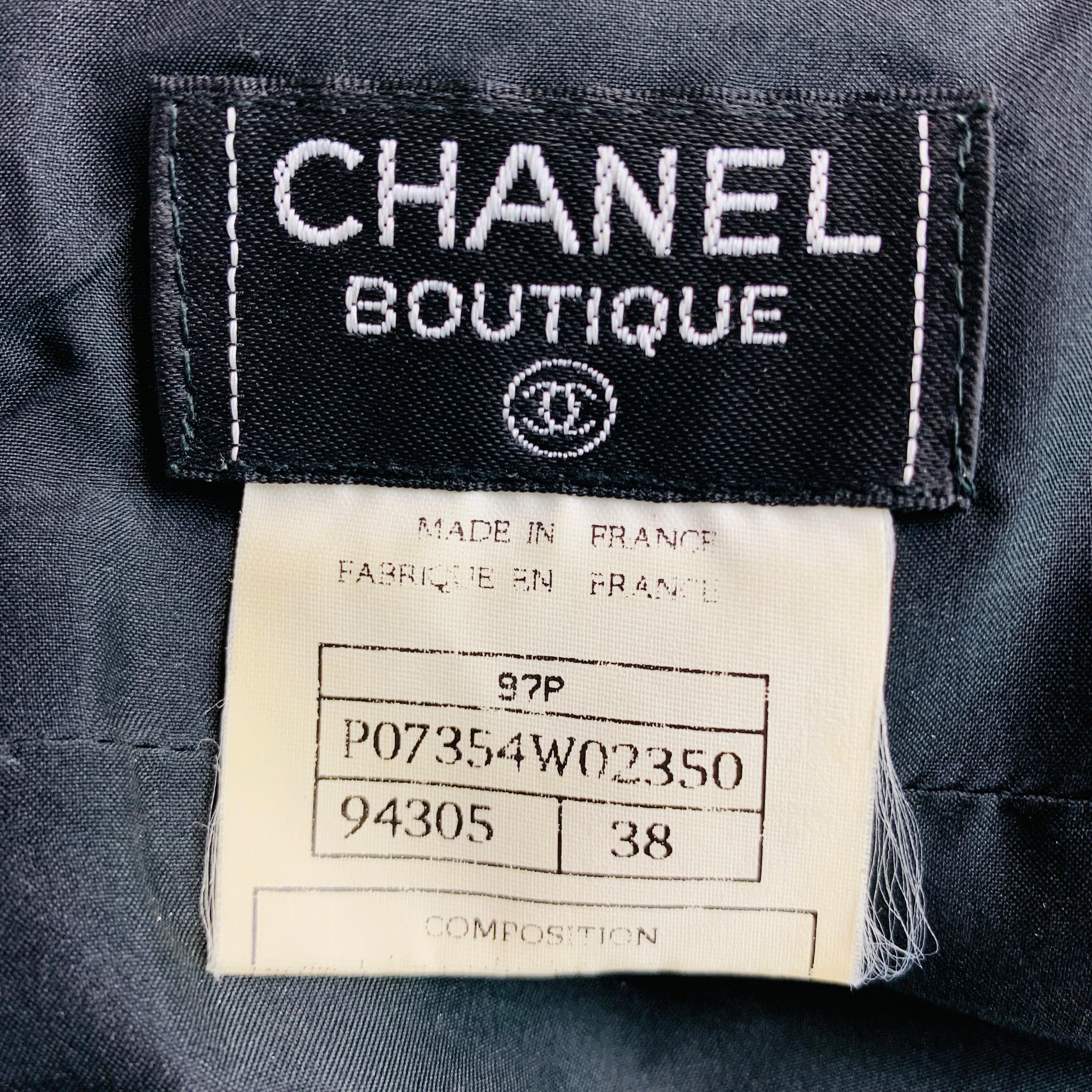 CHANEL Taille 6 Laine noire  Robe en nylon à taille empire sous le genou en vente 1