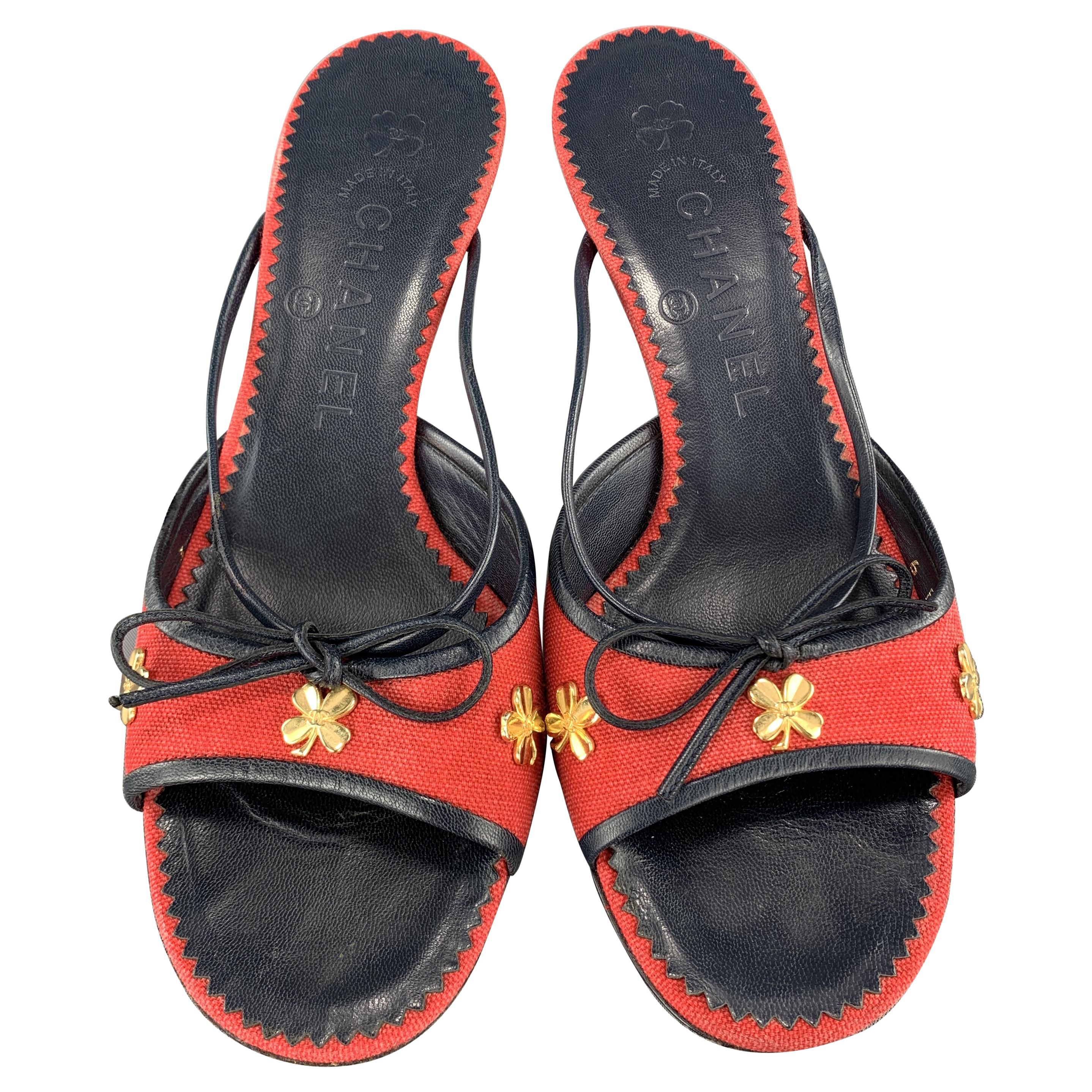 Mules & clogs Chanel Red size 41 EU in Suede - 34369804