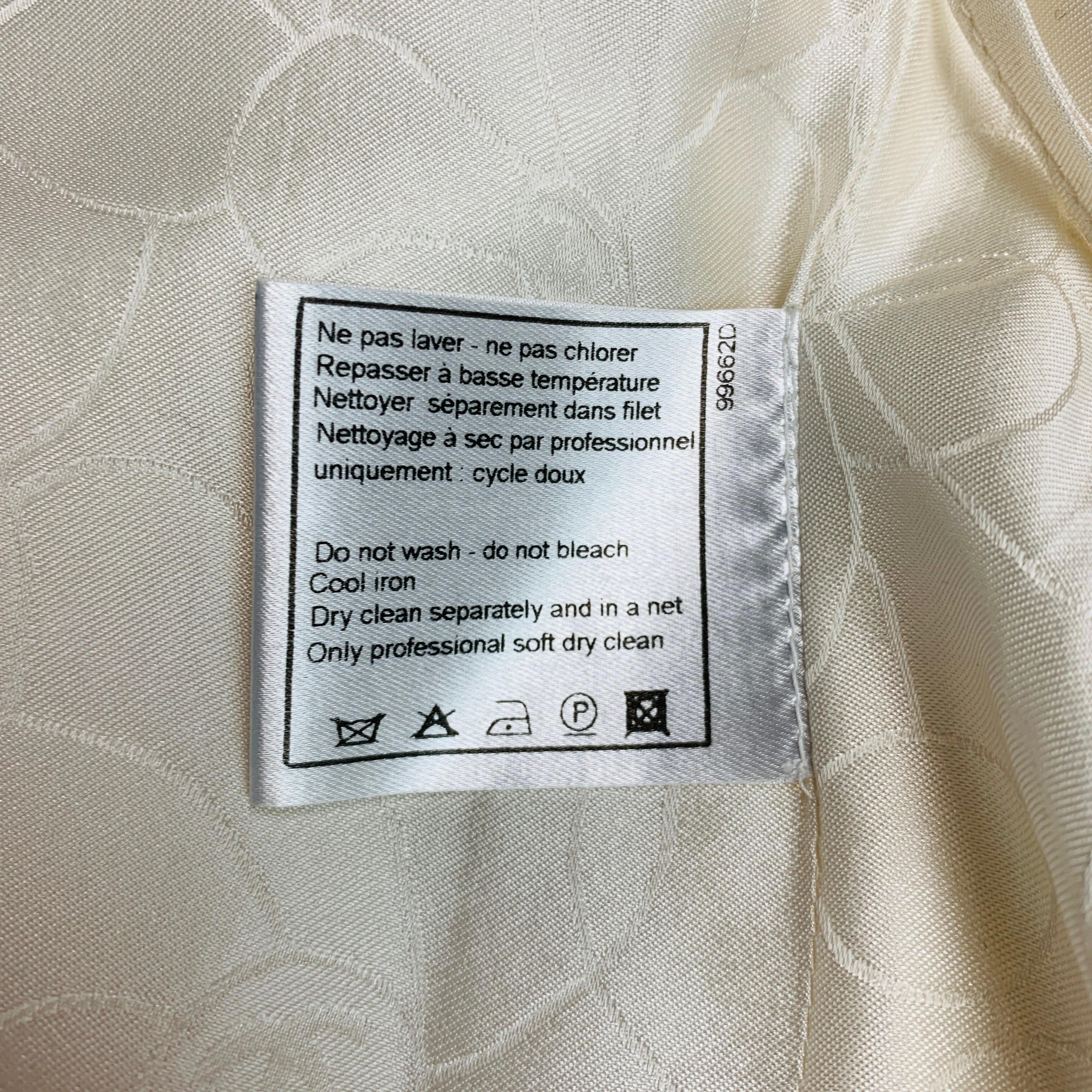 CHANEL Größe 8 Cremefarbene Baumwolle  Ärmelloses Mid-Calf-Kleid aus Acryl im Angebot 2