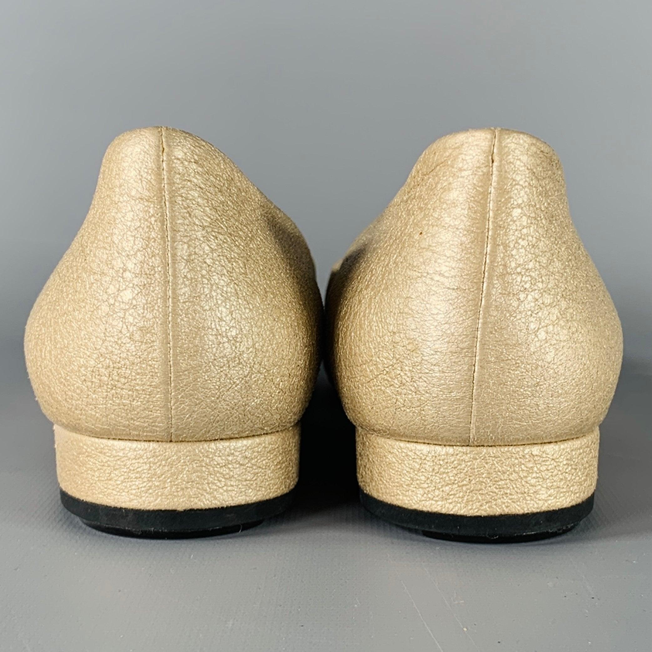 Beige CHANEL Size 8 Gold Black Leather Cap Toe Flats