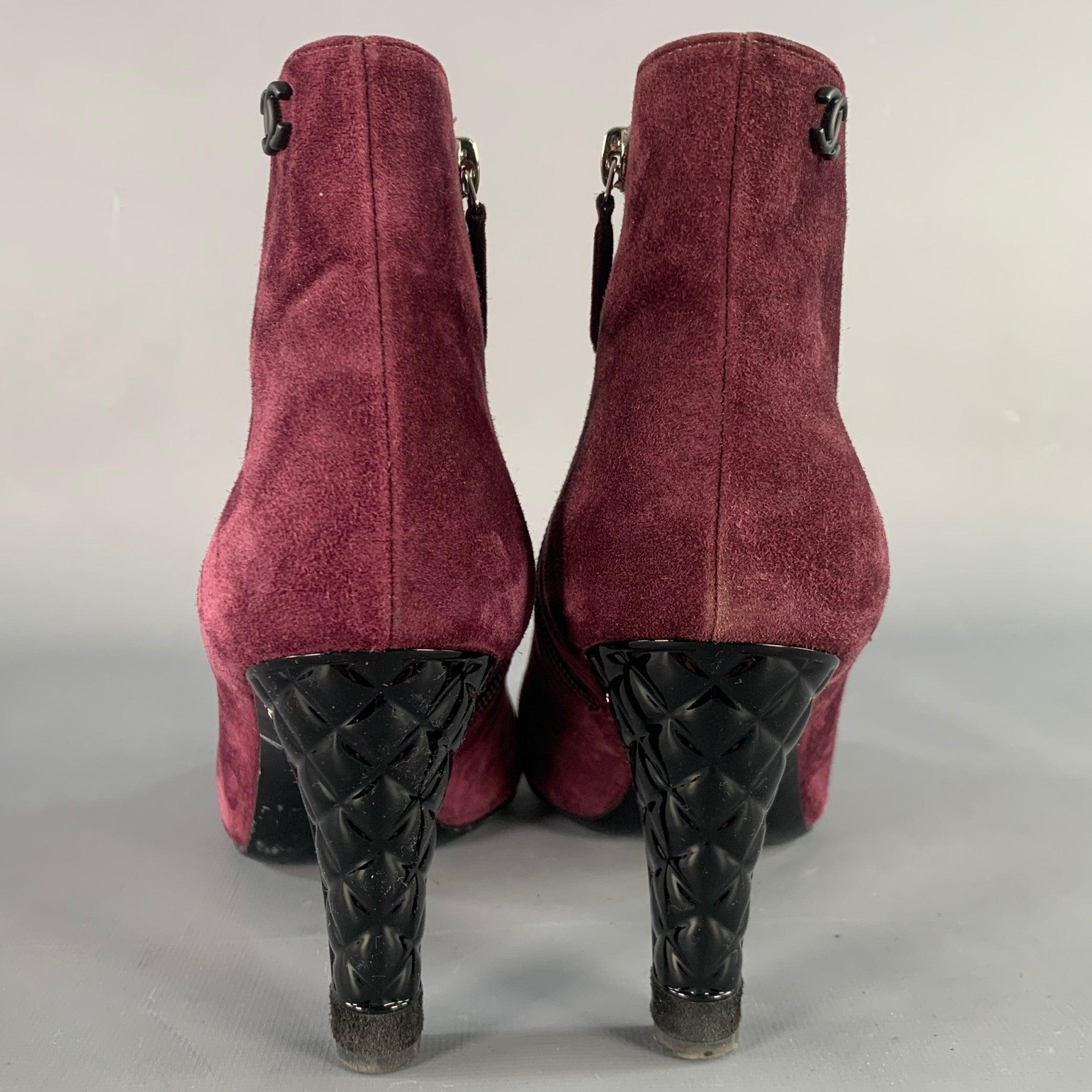 CHANEL Size 8.5 Burgundy Suede Peep Toe Side Zipper Ankle Boots In Good Condition For Sale In San Francisco, CA