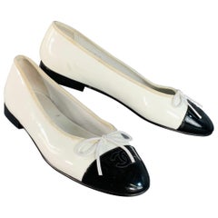 CHANEL Size 9 White Black Color Block Patent Leather Ballet Bow Flats