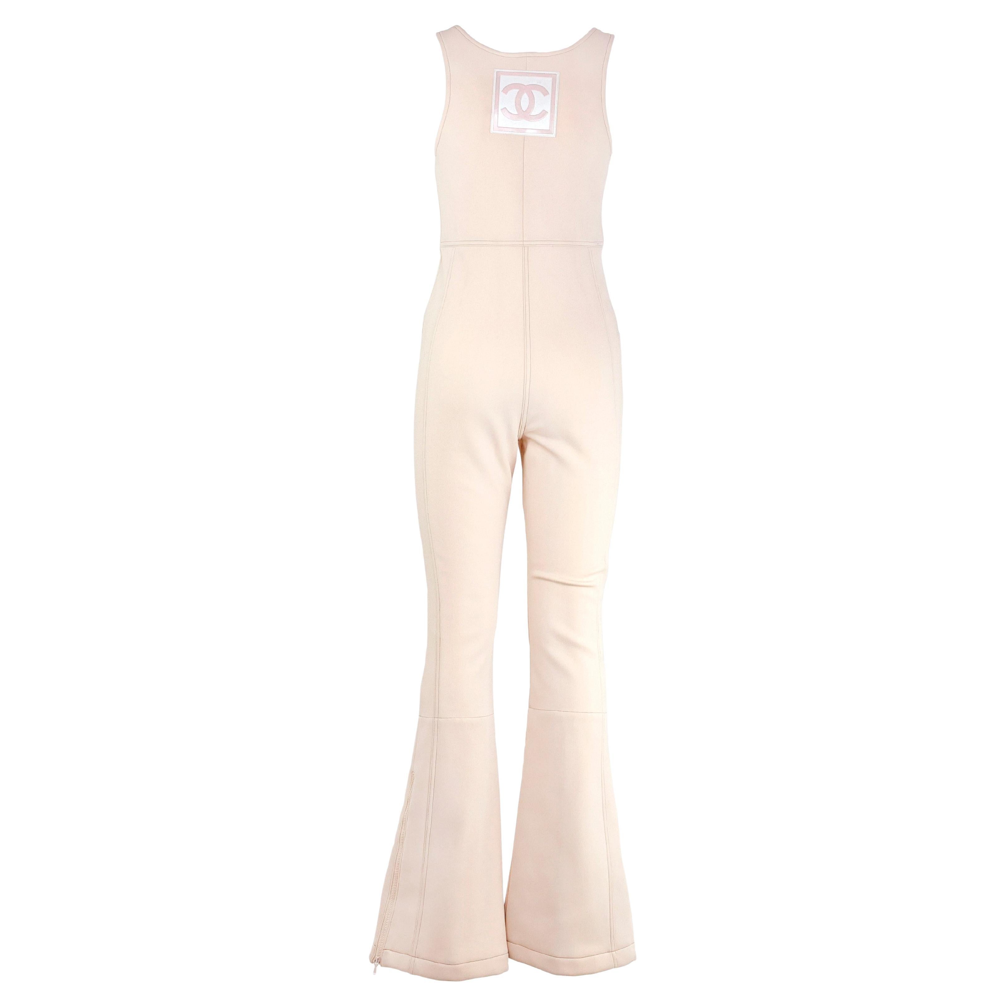 Seltene Chanel Herbst 2001 Ski Jumpsuit Farbe beige. Größe 38 FR.

Bedingung:
Ungetragen.