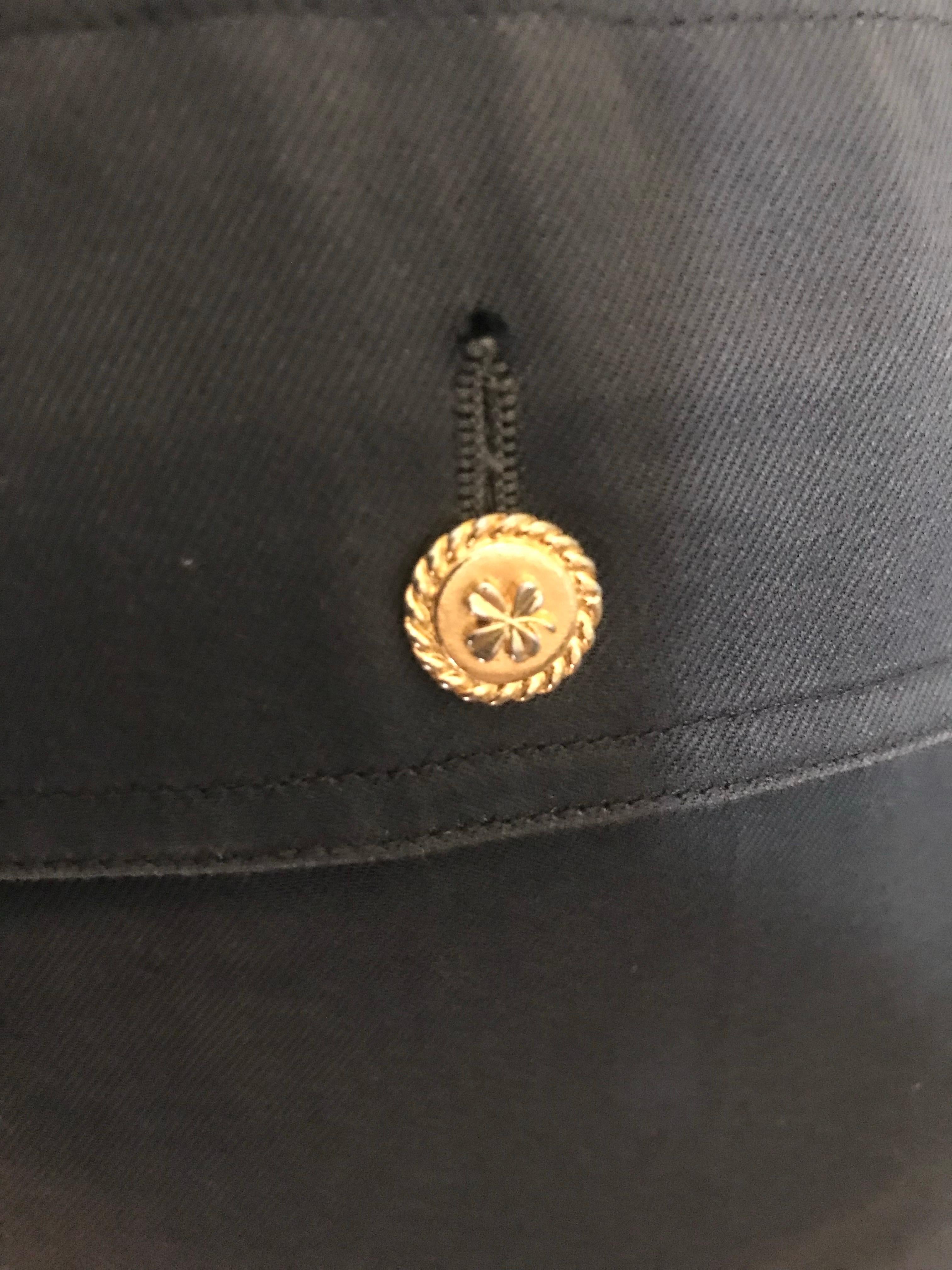 Jupe CHANEL, style militaire avec sa ceinture intégrée en vente 3