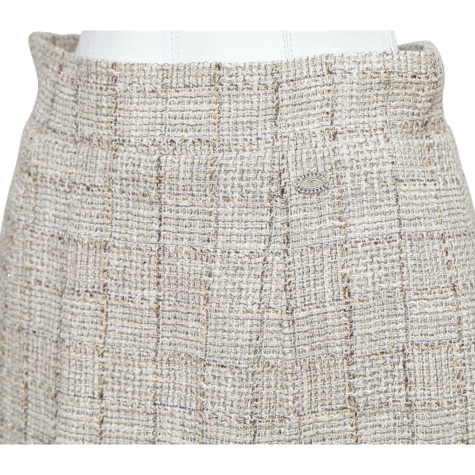 CHANEL Skirt Tweed Beige Black Metallic Plaid Fringe RUNWAY 2010 Sz 38 For Sale 1