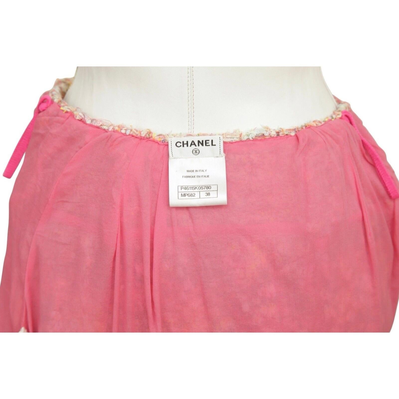 CHANEL Skirt Tweed Fantasy Pink Multi-Color High Waisted Lined Sz 38 In Excellent Condition In Hollywood, FL