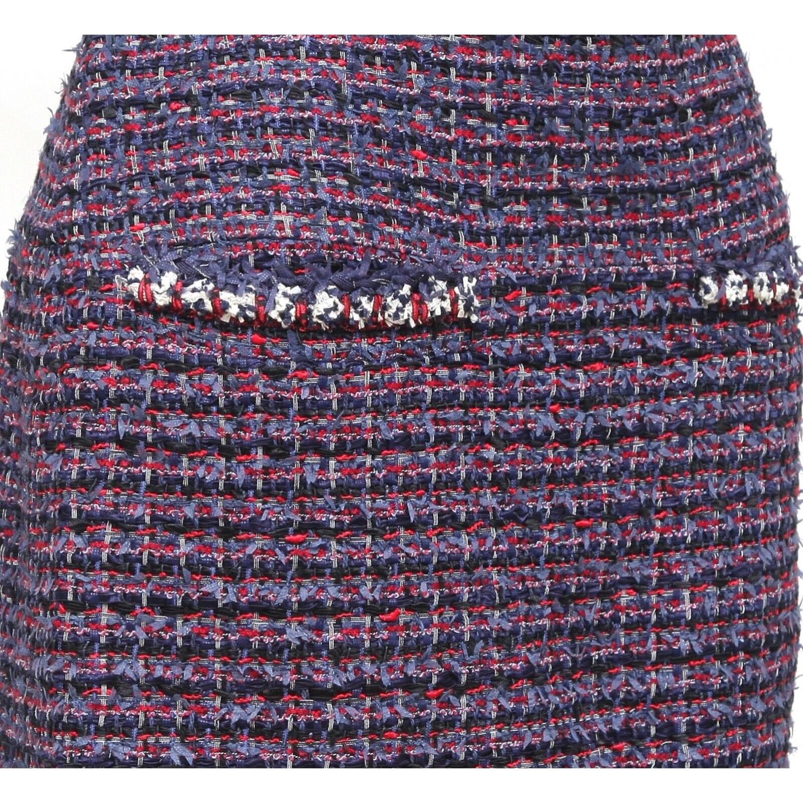 Women's Chanel Skirt Tweed Lesage Blue Red Black Above Knee Gold-Tone CC Logo 2013 Sz 40