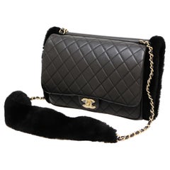CHANEL Sleeve Bag Fake Fur