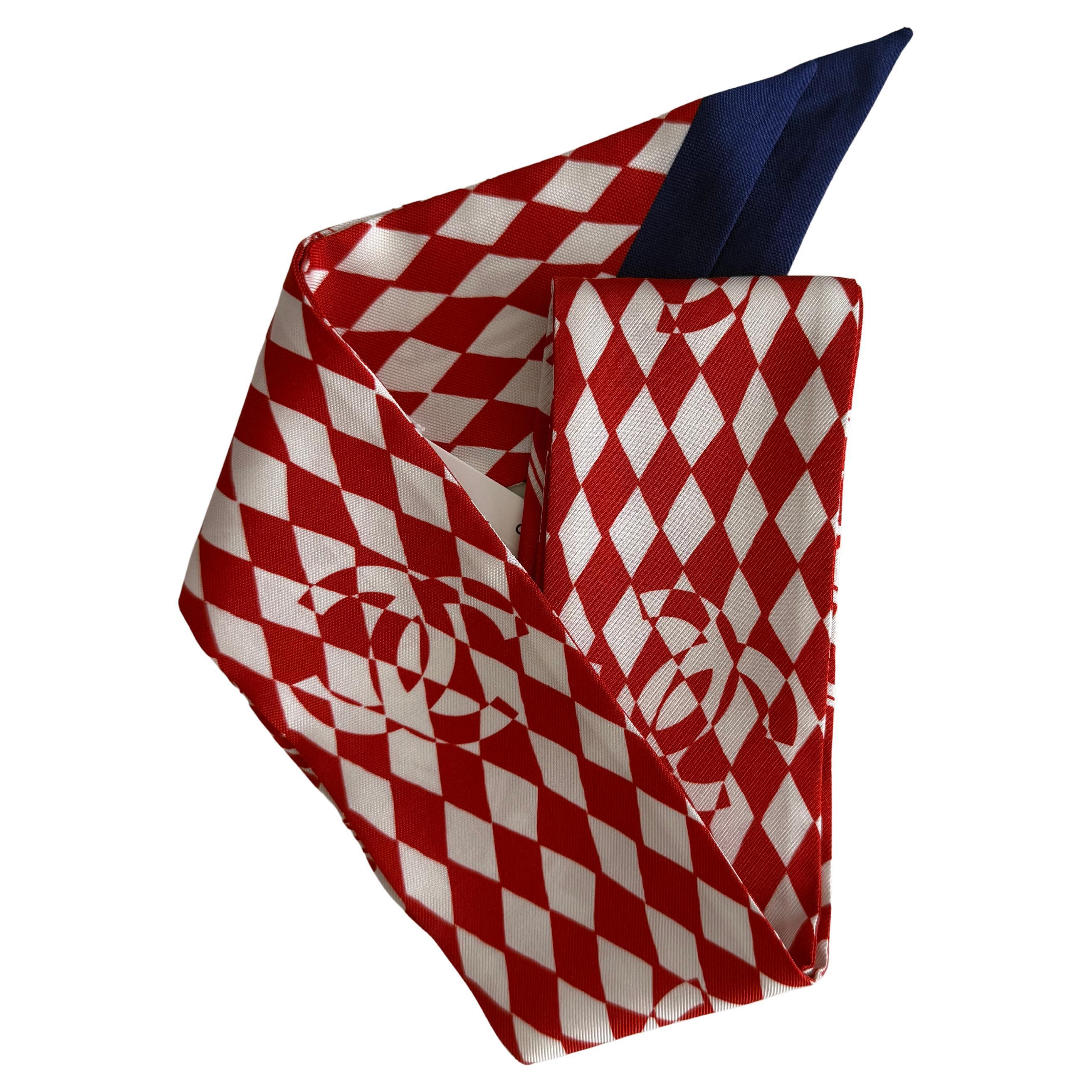 Chanel Slim Bandeau Twilly 2023 Monaco Racing Theme Nuevo Beige en venta