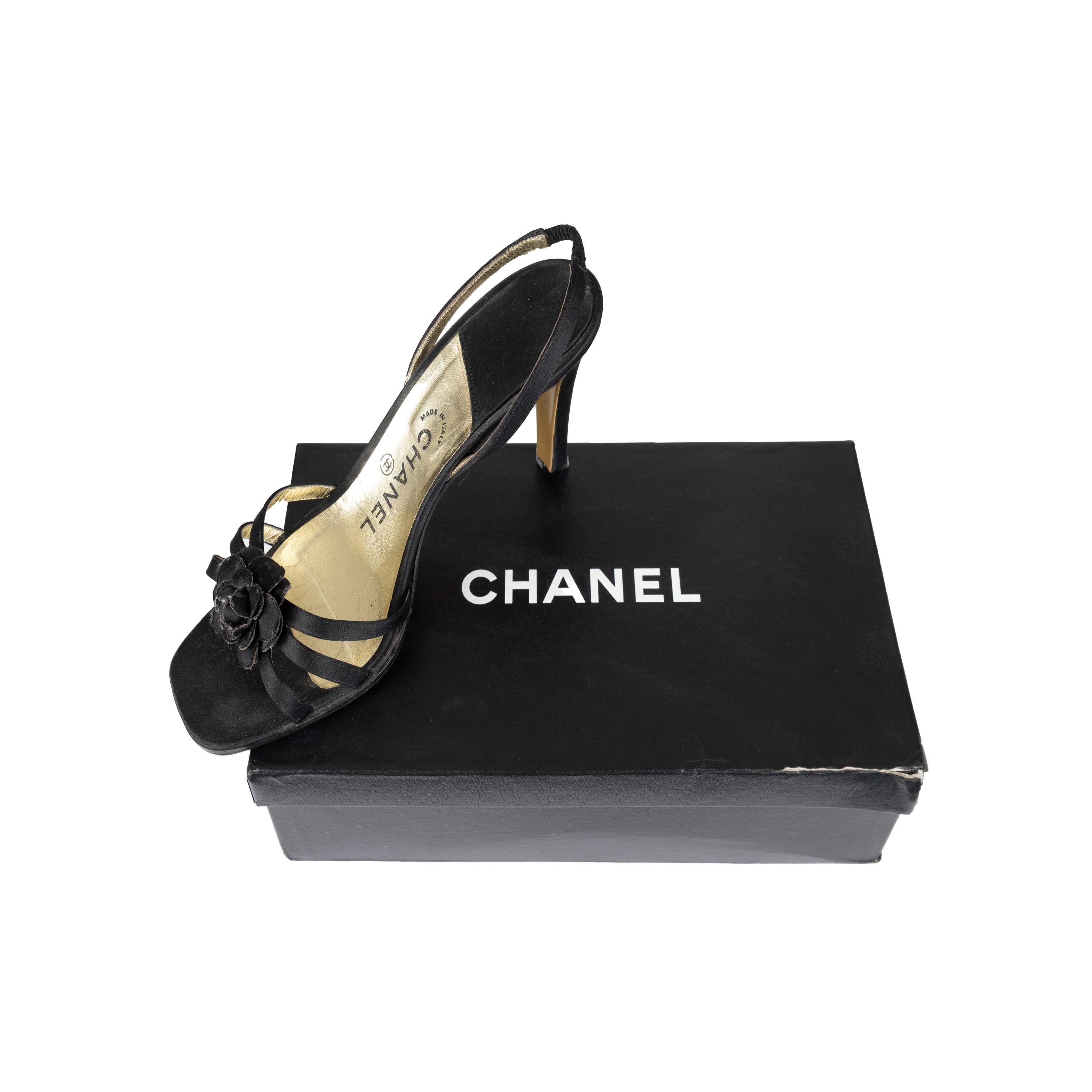 Women's Chanel Slingback Heels - '00s For Sale