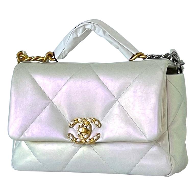 CHANEL Small 19 Flap Bag 21P Iridescent White Goatskin NEW Gold Silver