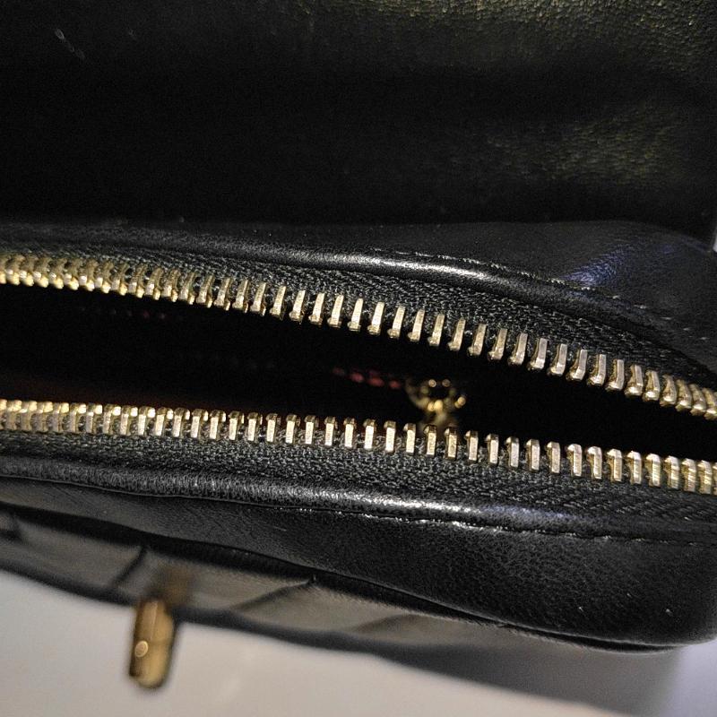 Chanel Small Bicolor Chevron Lambskin Single Flap Bag Black and Gold, 2014-15 12