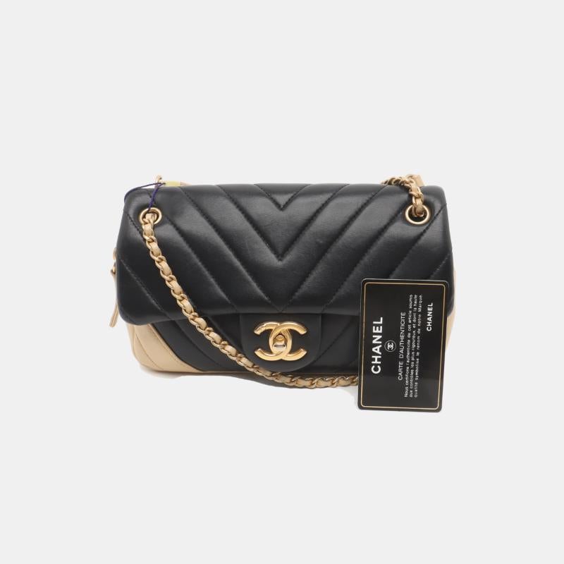 Chanel Small Bicolor Chevron Lambskin Single Flap Bag Black and Gold, 2014-15 2
