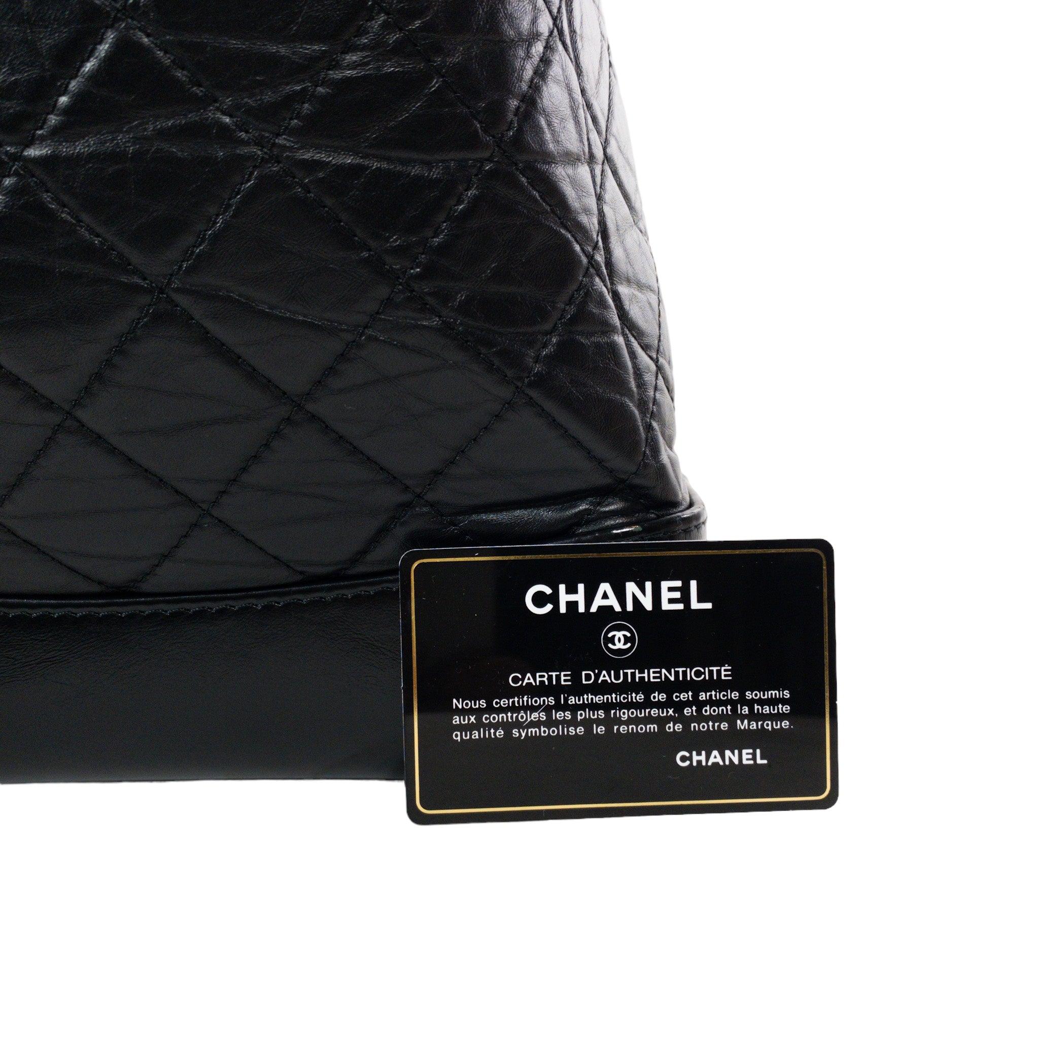 Petit sac à dos Gabrielle noir de Chanel en vente 4