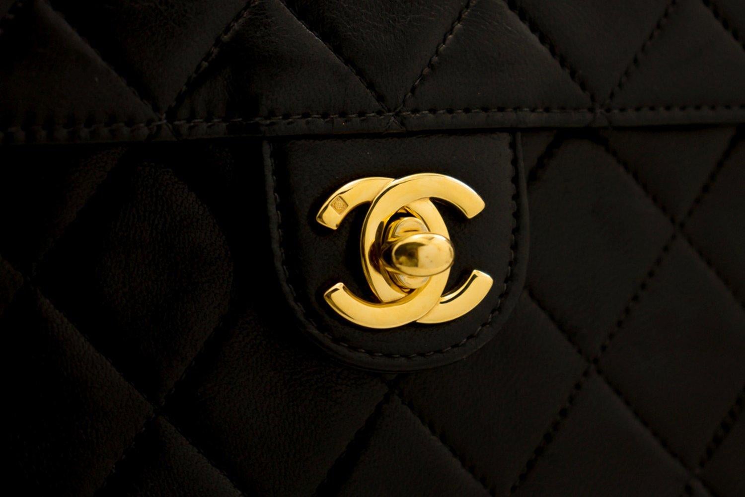 CHANEL Small Chain Shoulder Bag Black Clutch Flap Quilted Lambskin 8