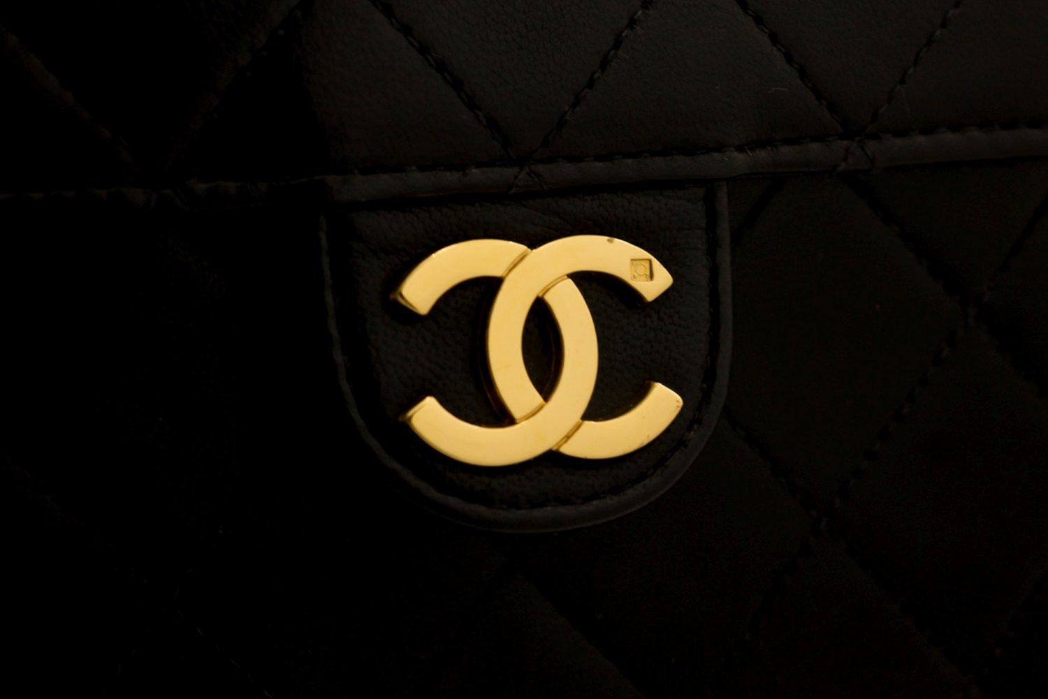 CHANEL Small Chain Shoulder Bag Black Clutch Flap Quilted Lambskin 5