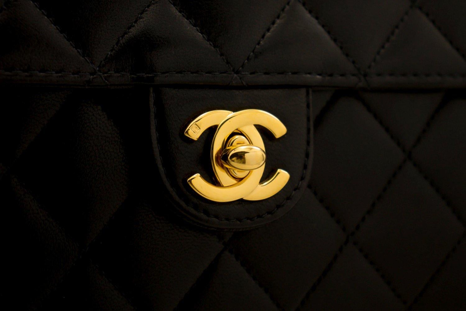 CHANEL Small Chain Shoulder Bag Black Clutch Flap Quilted Lambskin 8