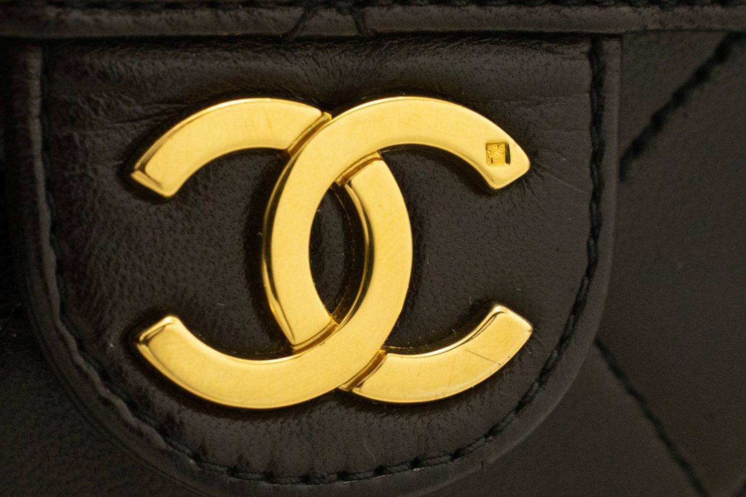 CHANEL Small Chain Shoulder Bag Black Clutch Flap Quilted Lambskin For Sale 8