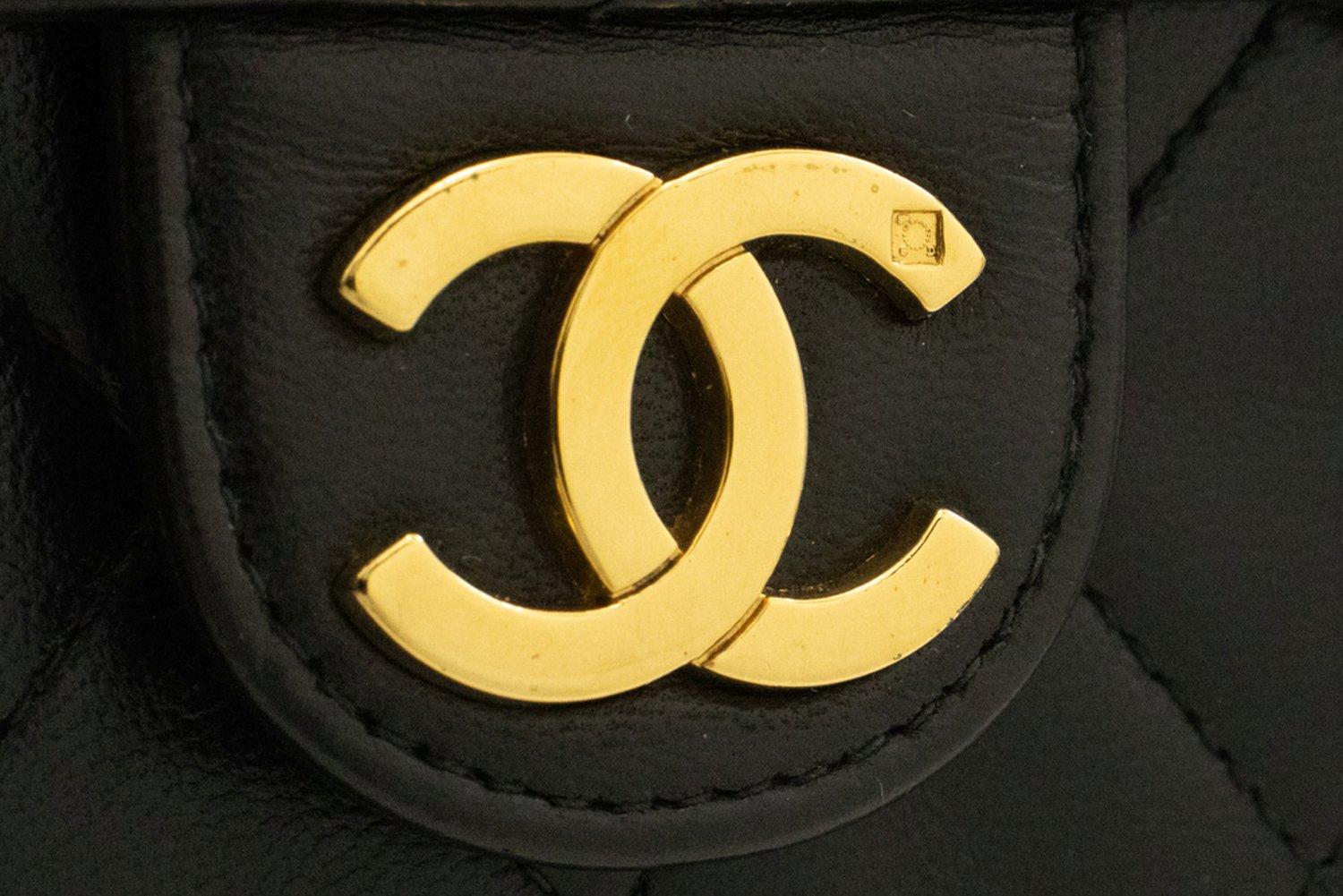 CHANEL Small Chain Shoulder Bag Black Clutch Flap Quilted Lambskin For Sale 9