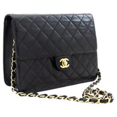 CHANEL Small Chain Shoulder Bag Black Flap Quilted Purse Lambskin