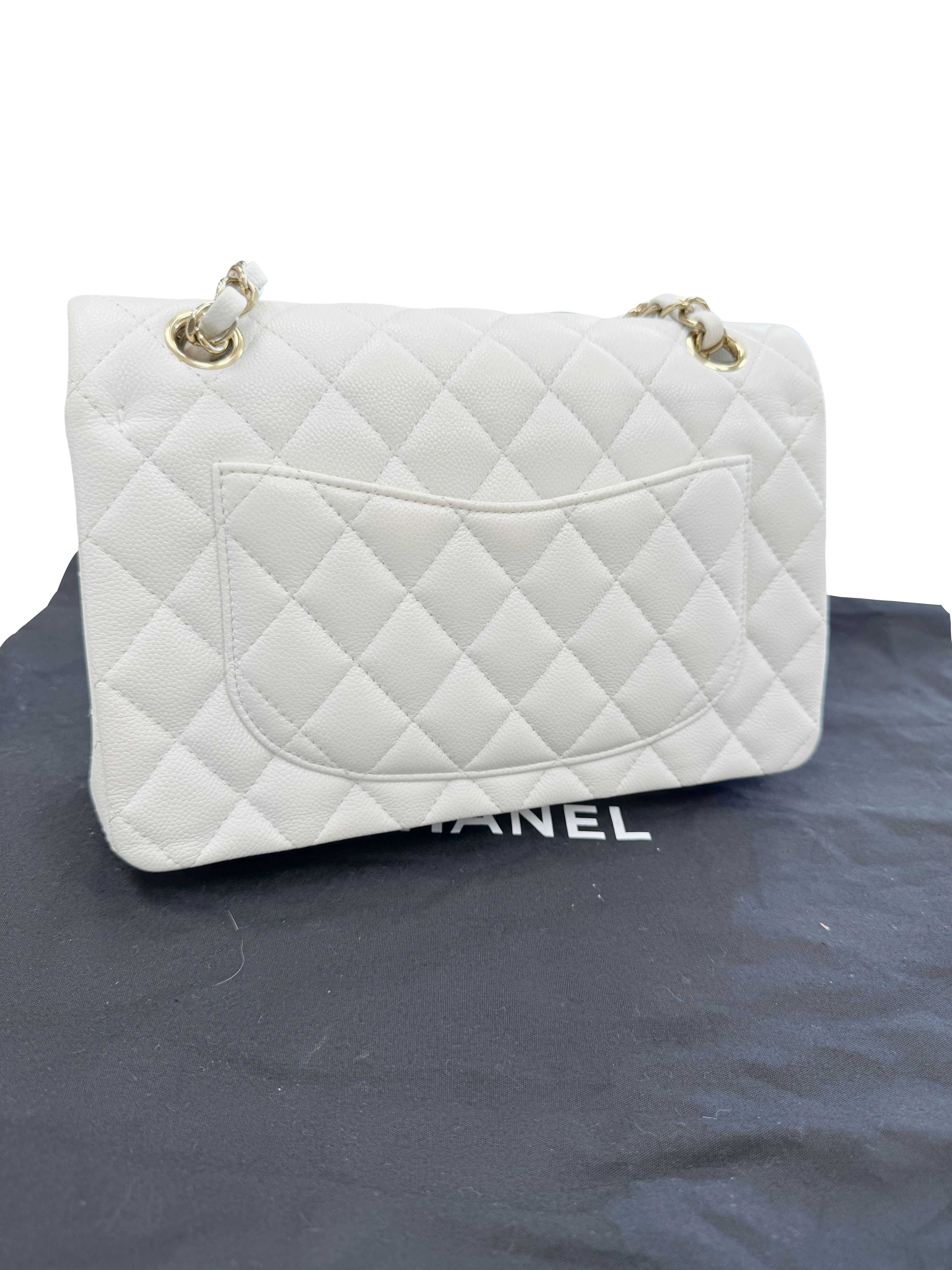 Chanel Small Classic Double Flap Weißer Kaviar Hellgoldene Hardware im Angebot 5