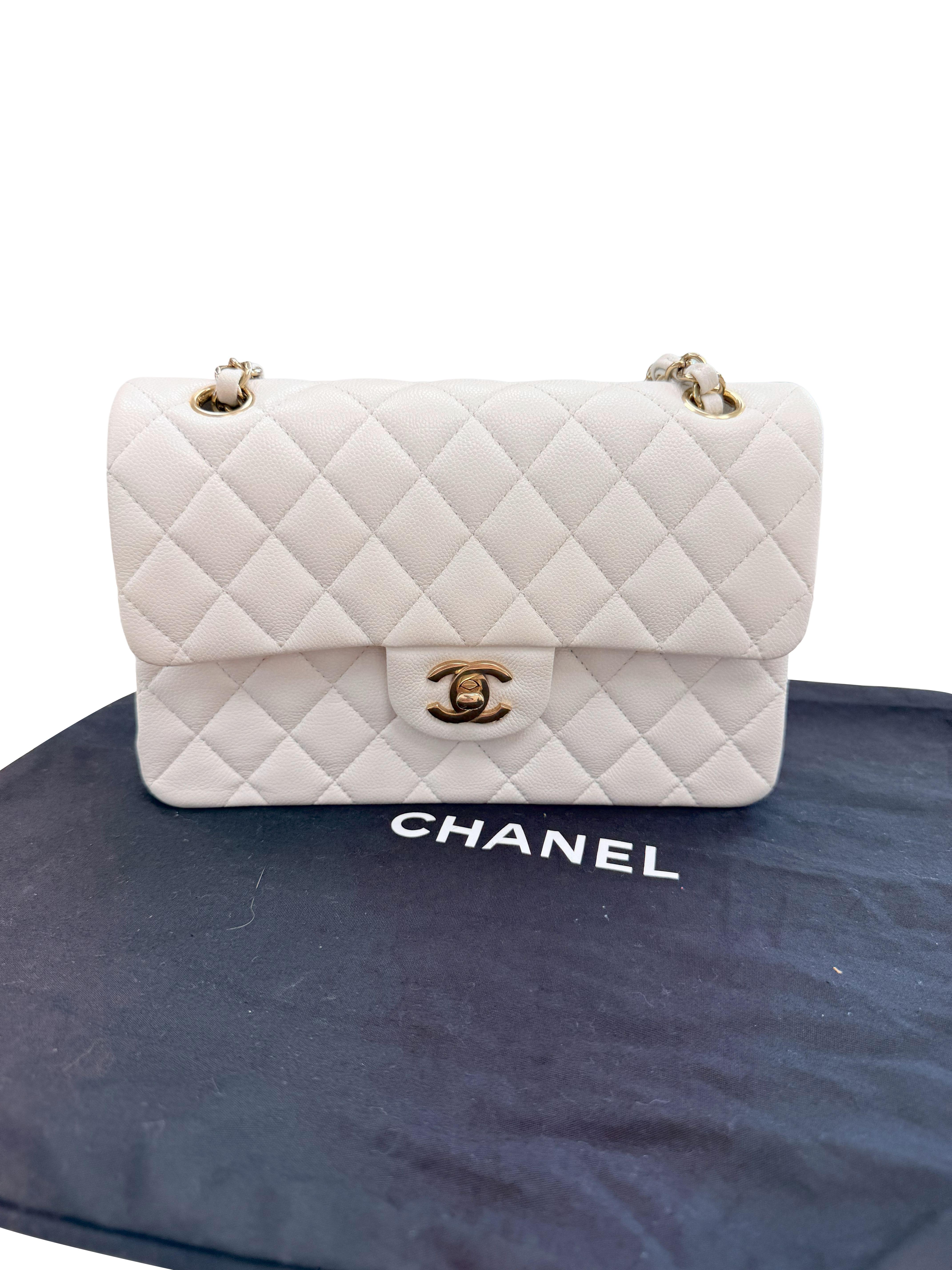 Chanel Small Classic Double Flap Weißer Kaviar Hellgoldene Hardware im Angebot 2