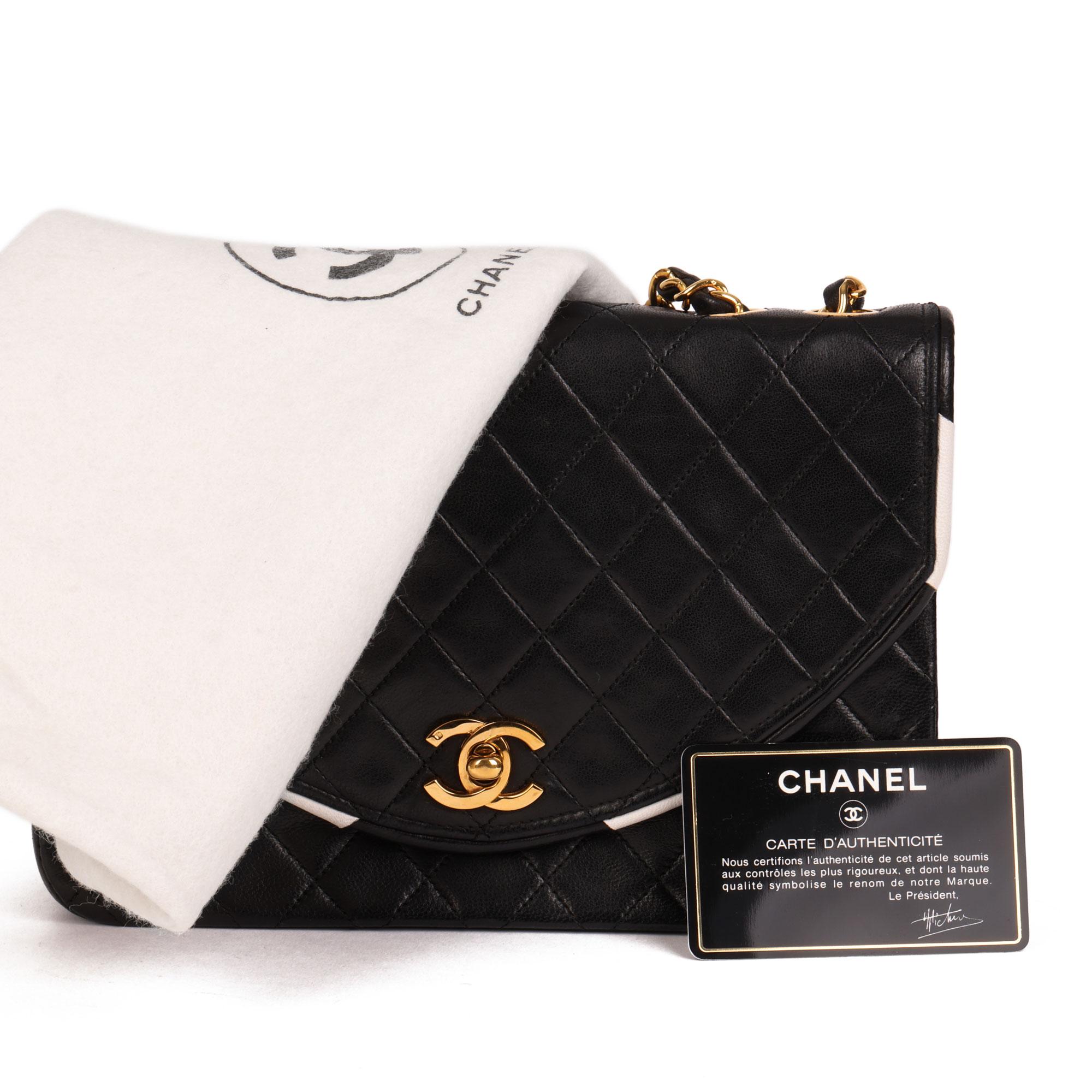Chanel Small Classic Single Flap Bag With White Trim In Excellent Condition In Bishop's Stortford, Hertfordshire