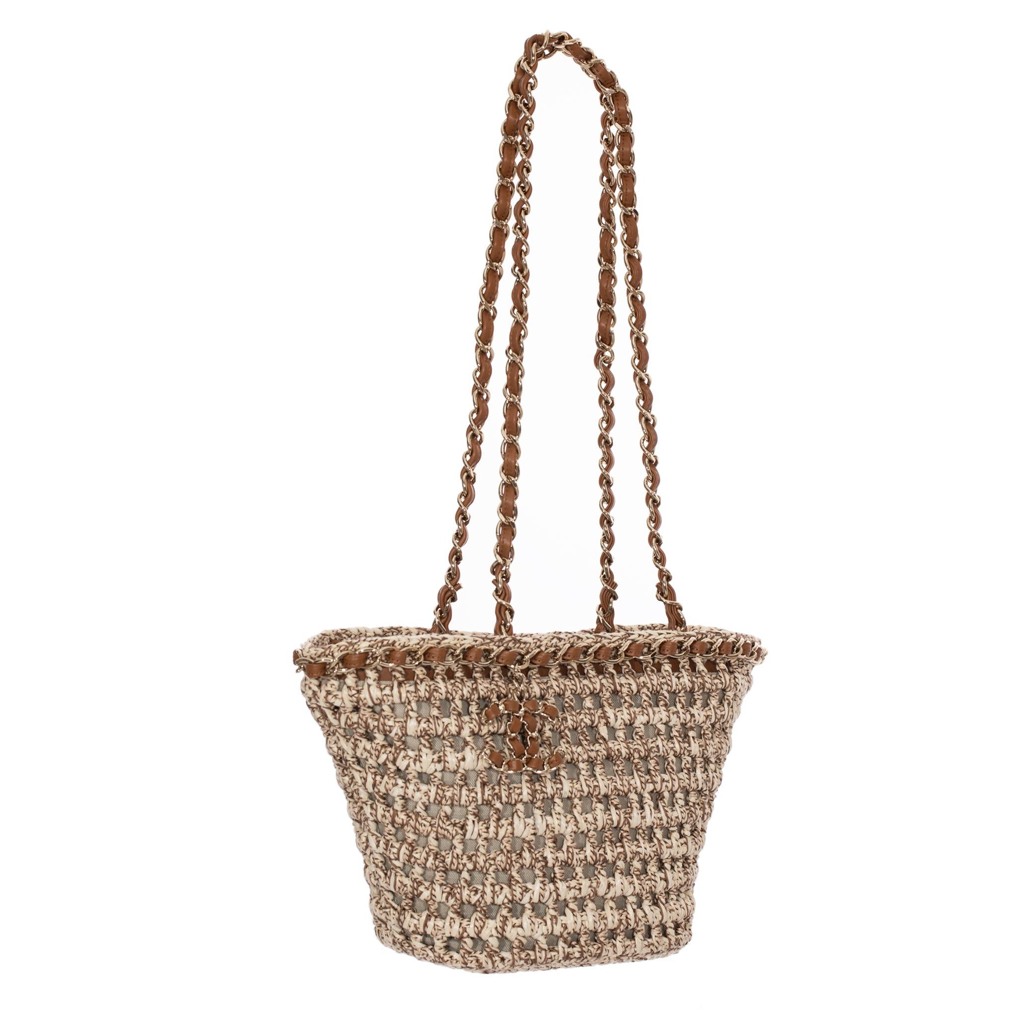 Chanel Small Crochet Shopping Tote For Sale at 1stDibs