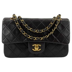 CHANEL Small Double Flap Black Leather Classic Crossbody Shoulder Bag Gold CC