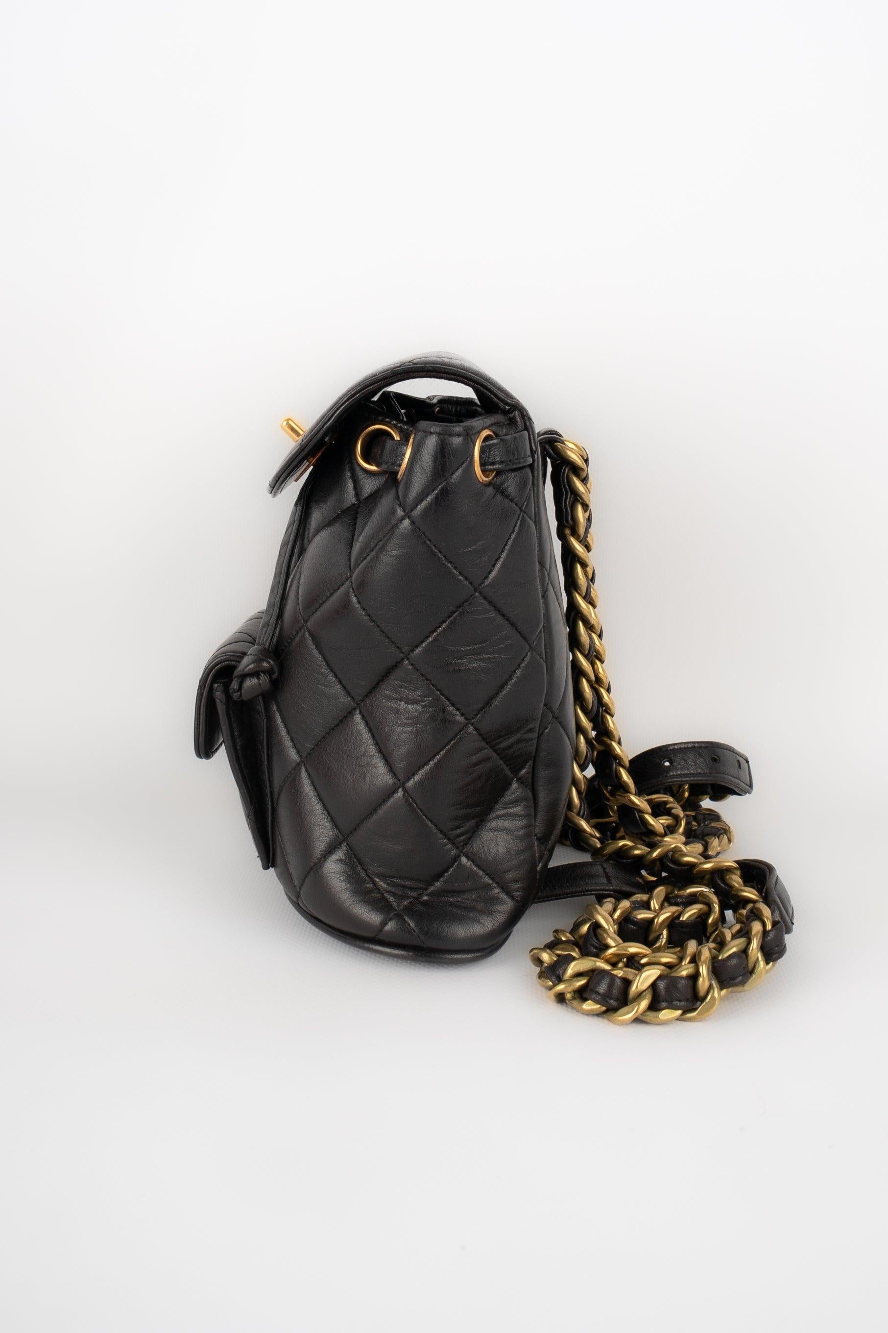 Zaino Chanel Duma Piccolo In condizioni ottime in vendita a SAINT-OUEN-SUR-SEINE, FR