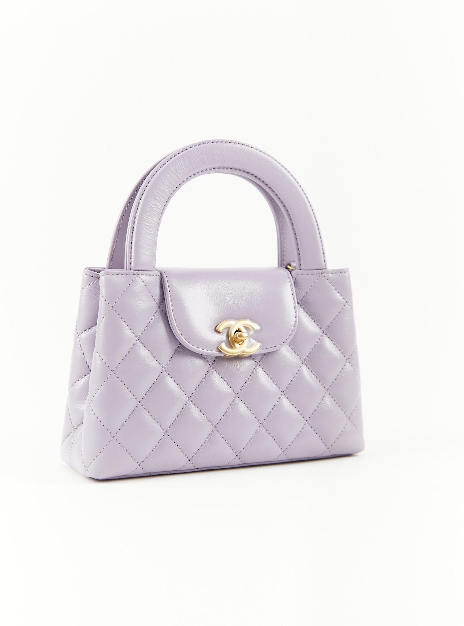 Chanel Small Kelly Bag in Lilac

Aged Calfskin Leather with Gold-Tone Hardware

Accompanied by: Chanel Box, Dustbag & Authenticity Chip

Dimensions: H 17 x W 25 x D 8cm