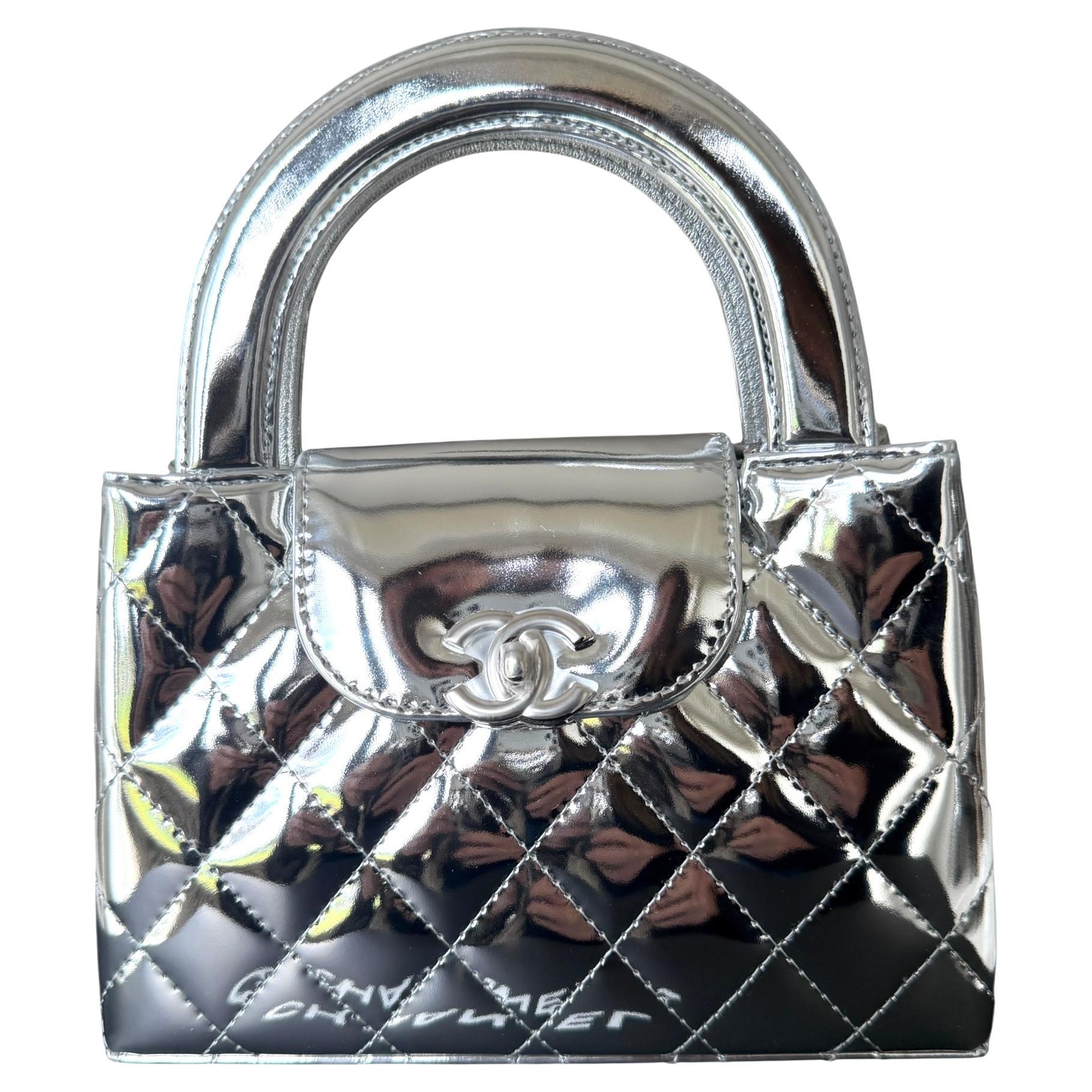 Chanel Small Kelly Shopper Metallic Silver Calfskin Silver Hardware en vente