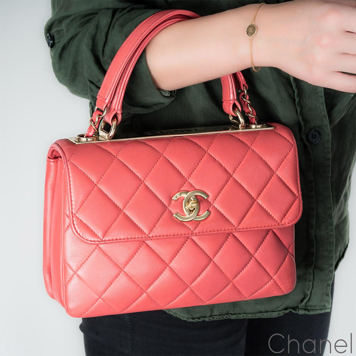 Chanel Kleine rosa trendige CC Klappentasche im Angebot 5