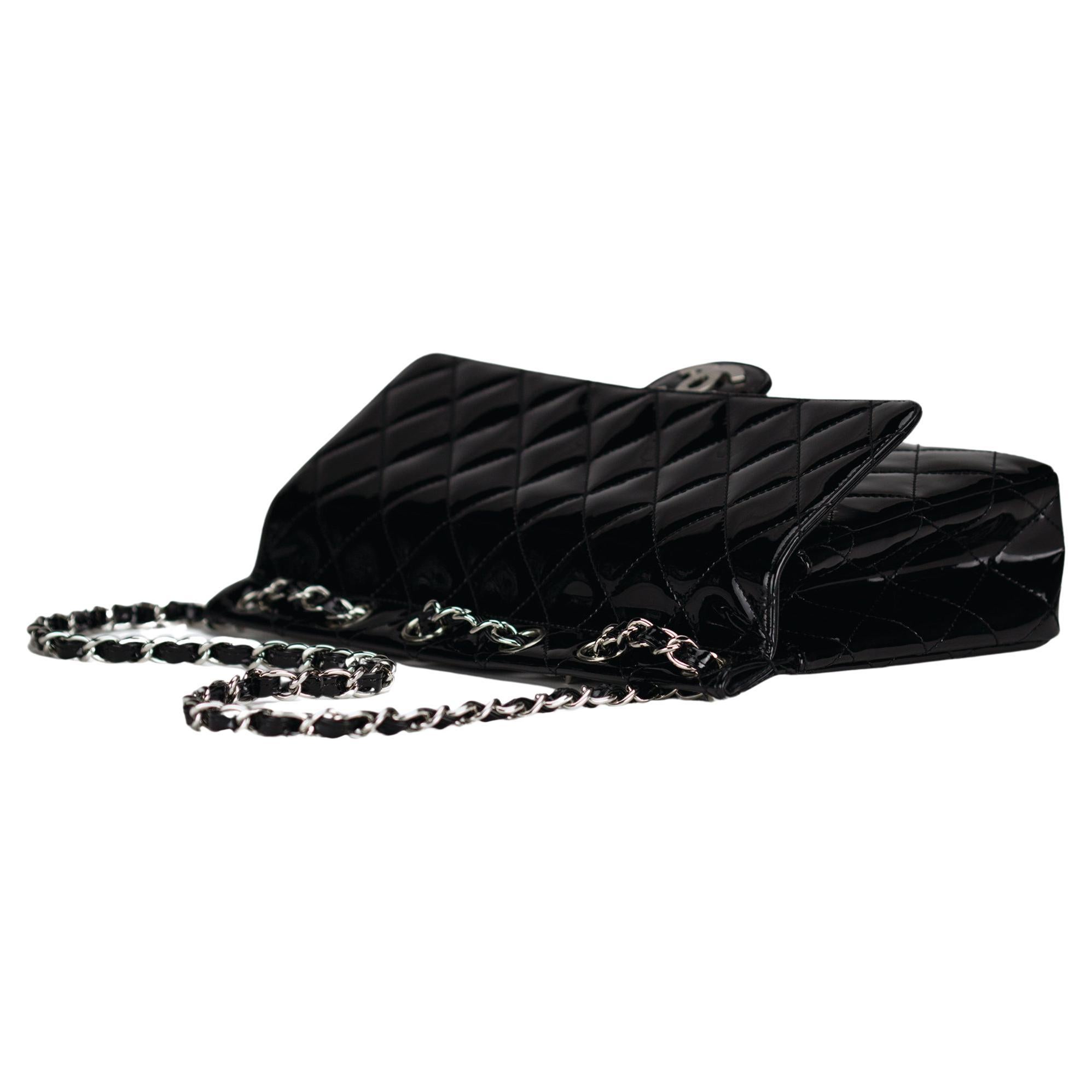 Chanel Small Quilted Patent Leather Flap with Classic Back Pocket Bag For Sale 2
