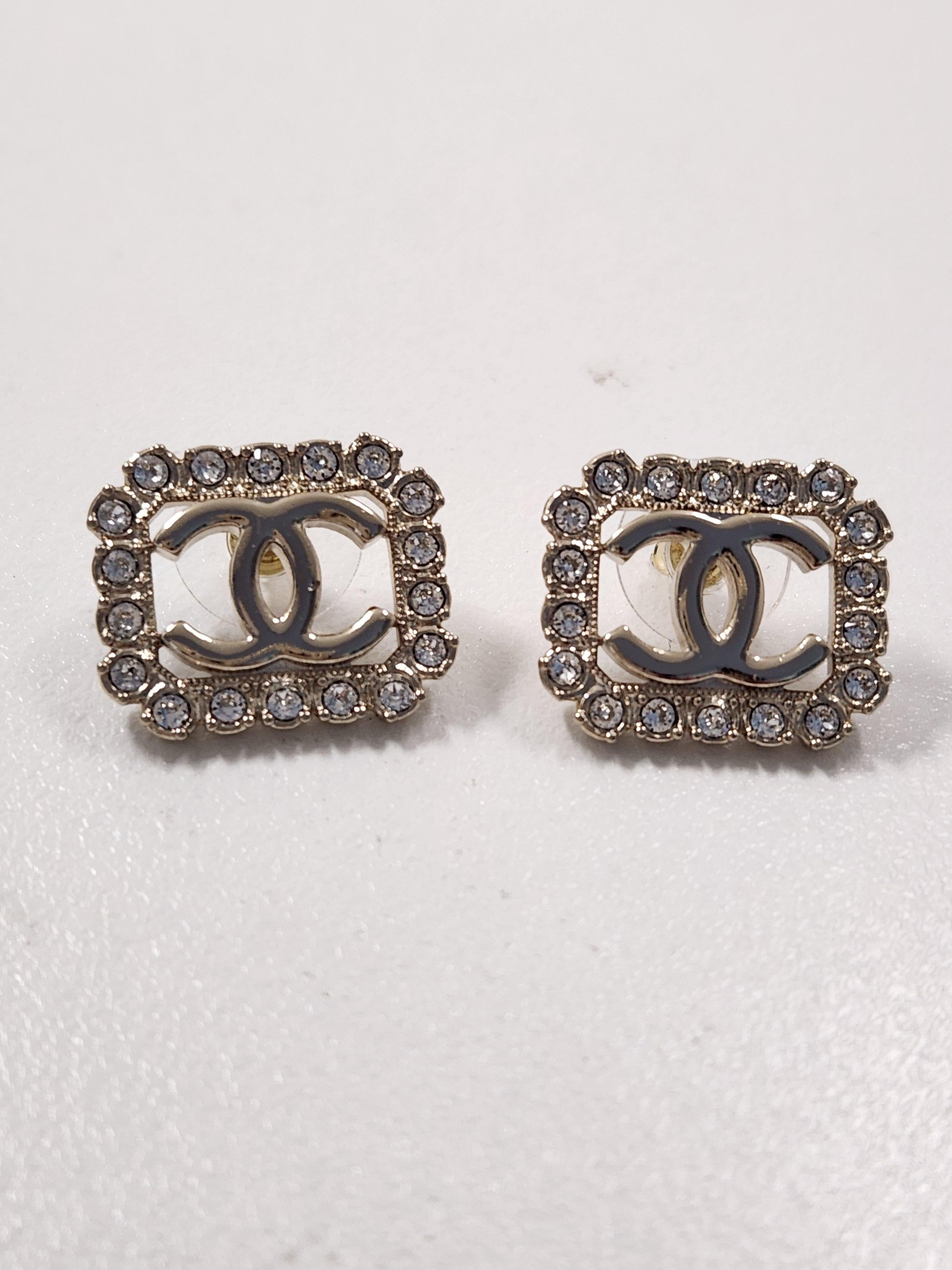 Women's Chanel Small Rhinestone CC Rectangular Stud Earrings B23