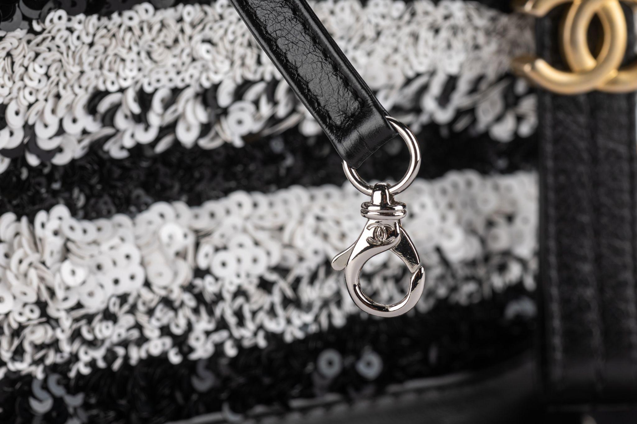 Chanel Small Sequin Gabrielle Hobo For Sale 4