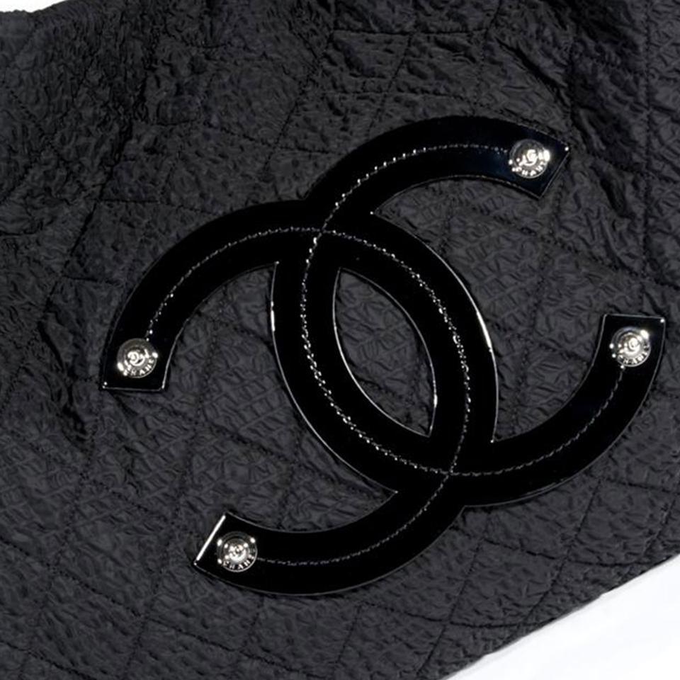 Chanel Small Texturized Tote Mini Coco Cabas Black Microfiber Nylon Shopping Bag Bon état - En vente à Miami, FL